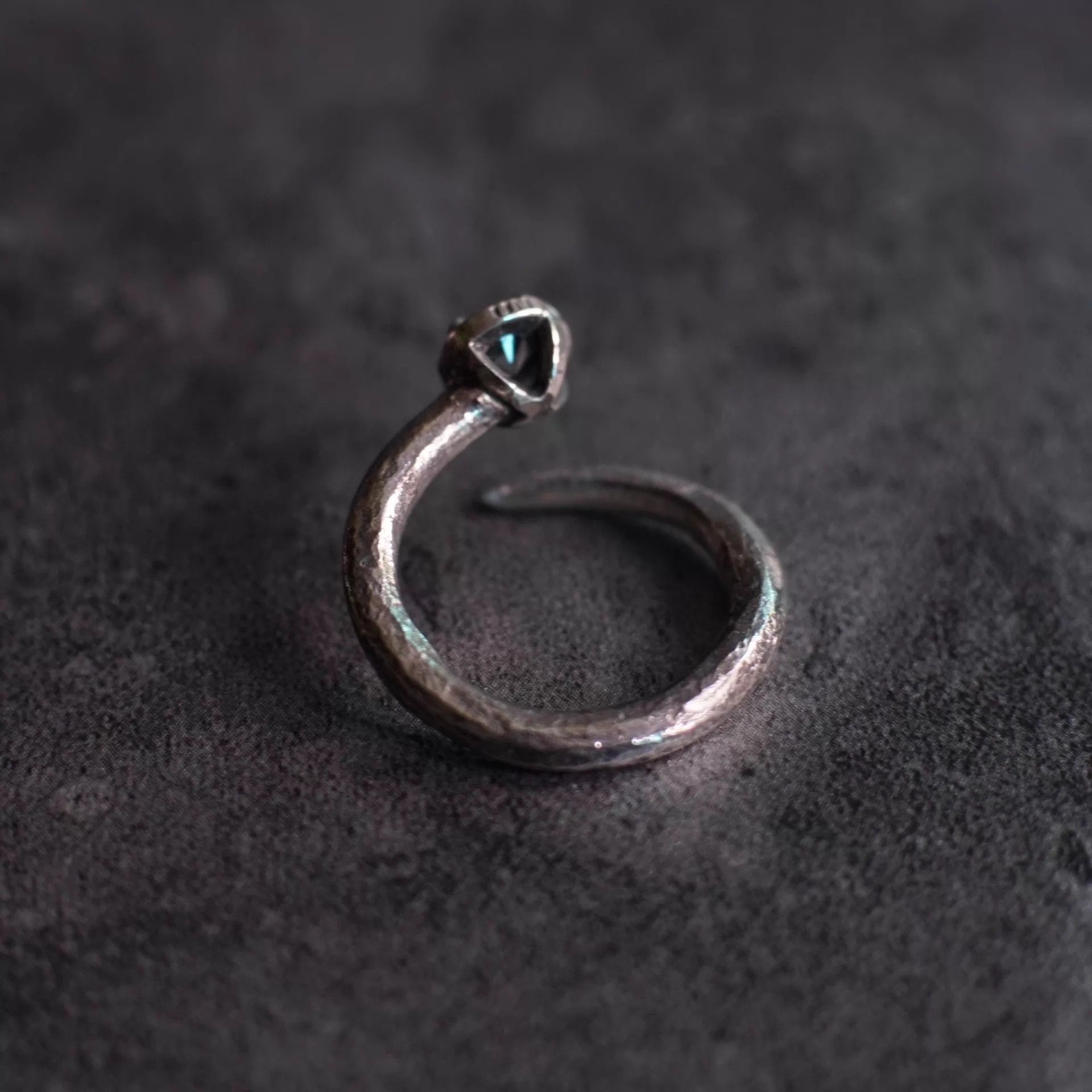 DETAJ Detaj White Zircon Oxidized Silver Nail Ring 11-17 Adj new Size ONE SIZE - 3 Thumbnail