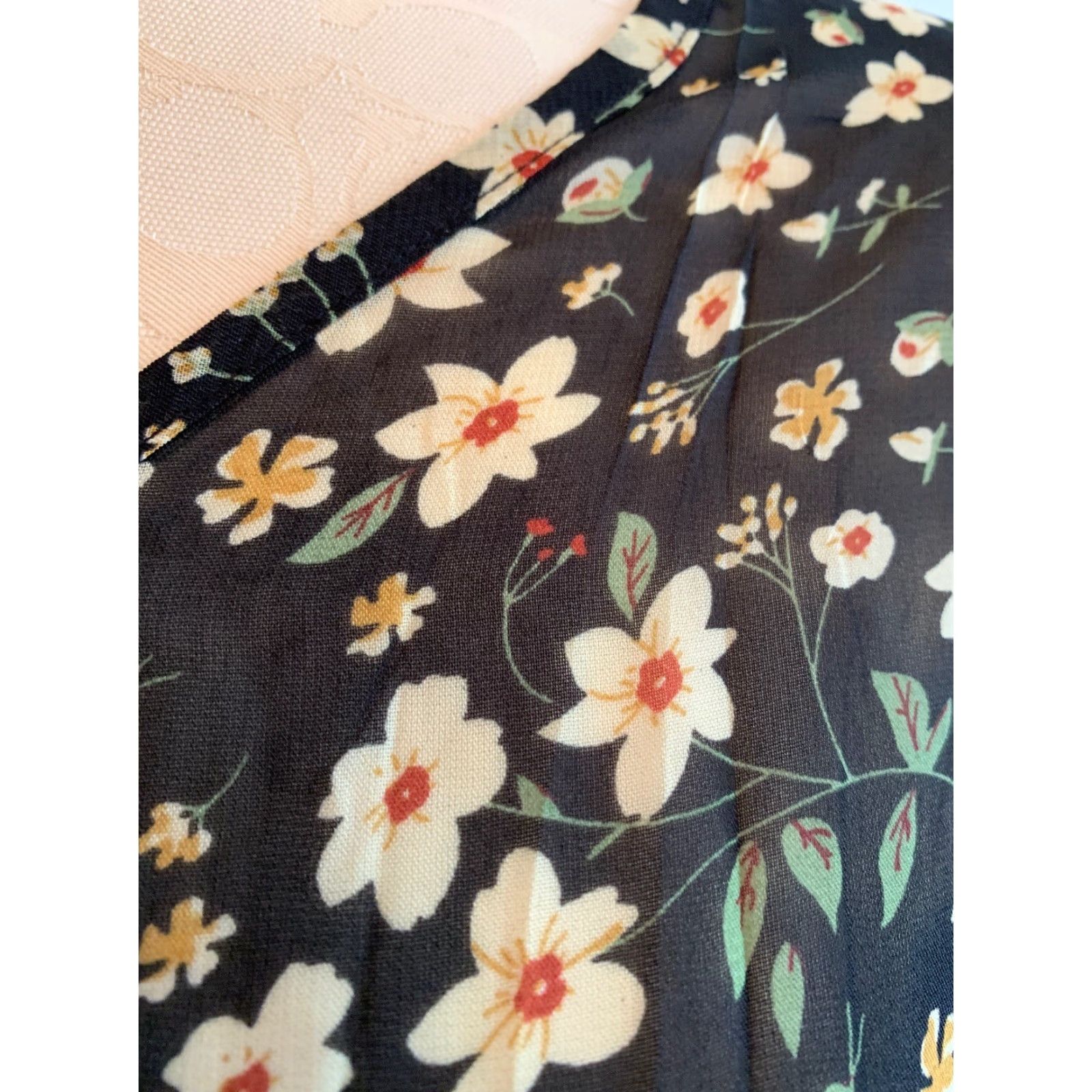 Vintage VINTAGE Small Tribear Black Floral Sheer Coverup Poncho Pom Pom Trim New NWT Size S / US 4 / IT 40 - 4 Thumbnail