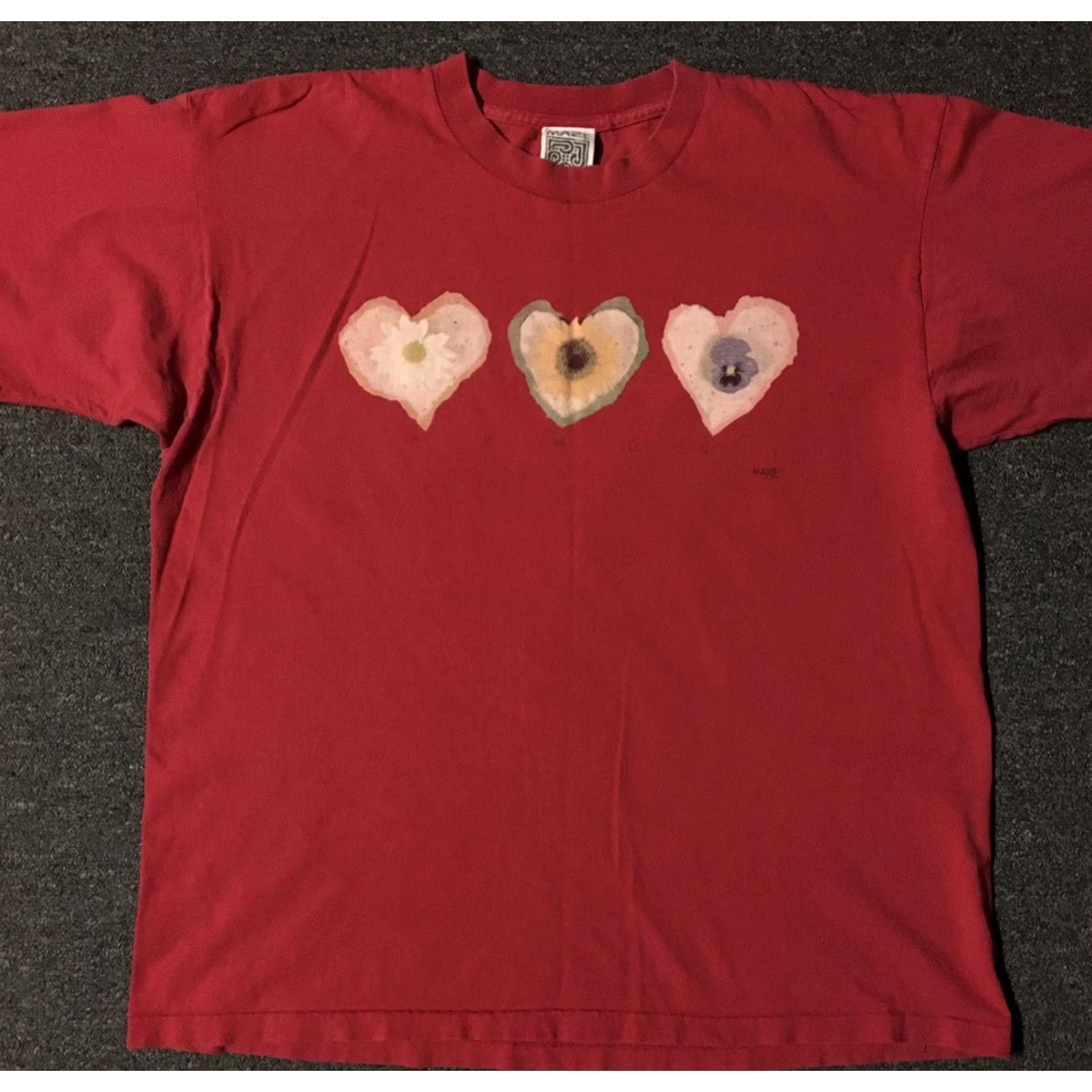Vintage VINTAGE 90s Heart Flowers Faded Shirt Maze Red L Mens Short Sleeve USA Single Stitch T-Shirt Size US L / EU 52-54 / 3 - 2 Thumbnail