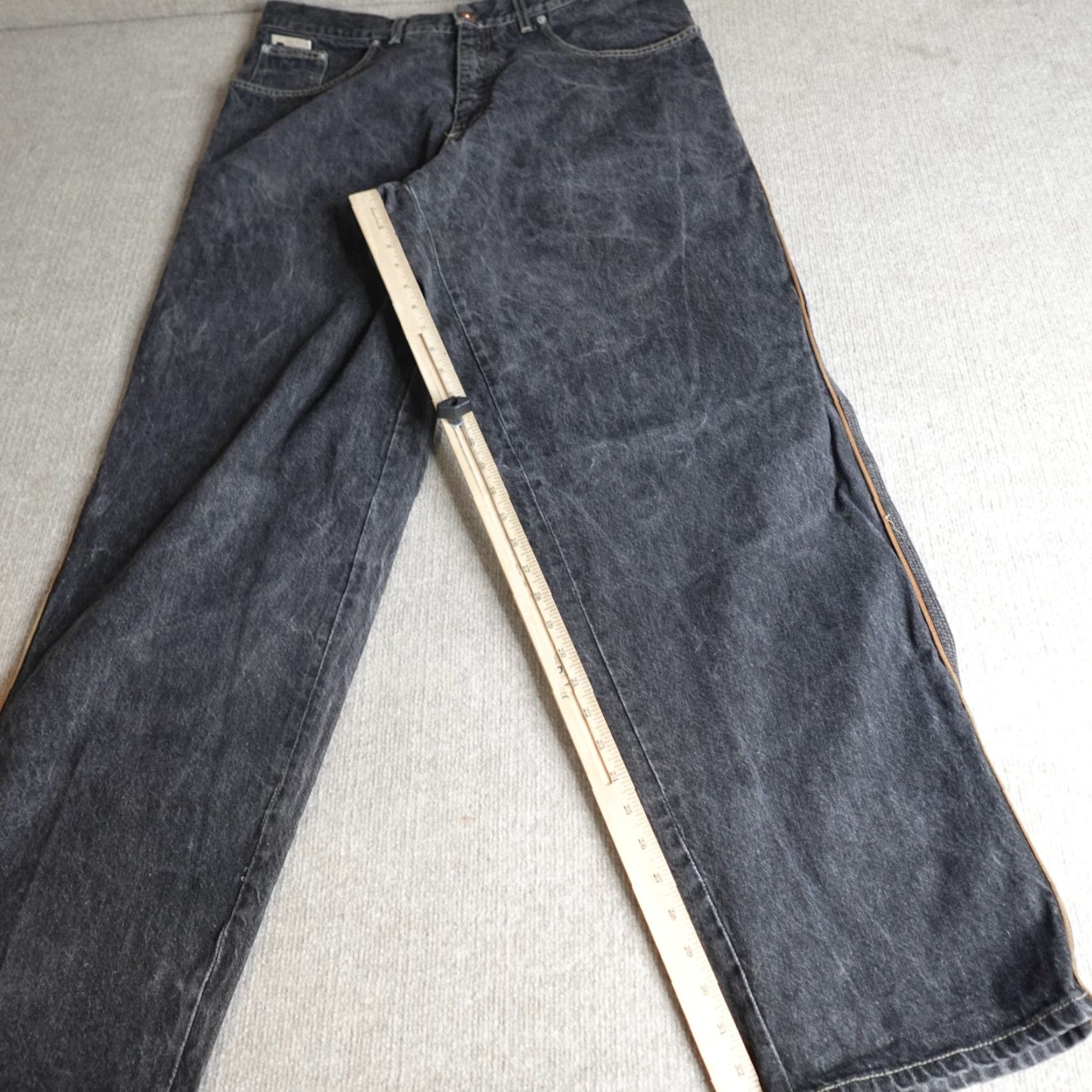 Vintage Iceberg Jeans 38 x 34 Black Cotton Baggy Wide Leg Embroidered Vintage Y2K Mens Denim Trousers 38 Regular Wide-Leg Men Size US 38 / EU 54 - 6 Thumbnail
