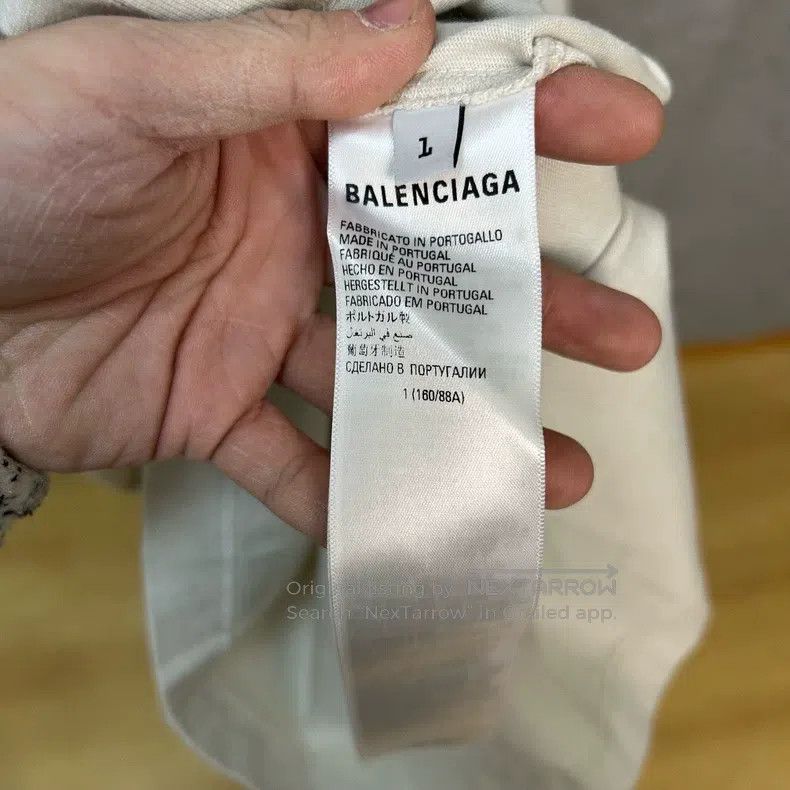 Balenciaga Balenciaga Different Apple Embroidered Logo Beige Short Sl Size US S / EU 44-46 / 1 - 4 Thumbnail