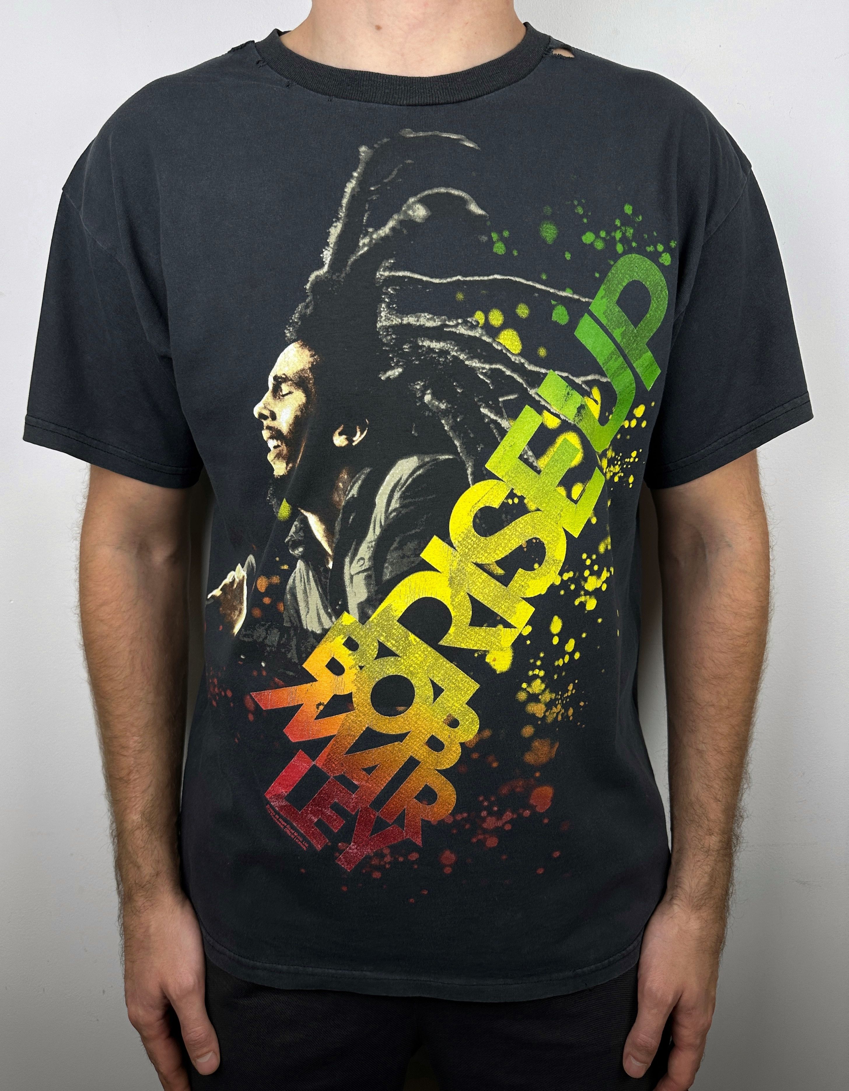 Band Tees Vintage Bob Marley Rise Up Graphic T Shirt Tee Rock Metal 90 Size US L / EU 52-54 / 3 - 2 Thumbnail