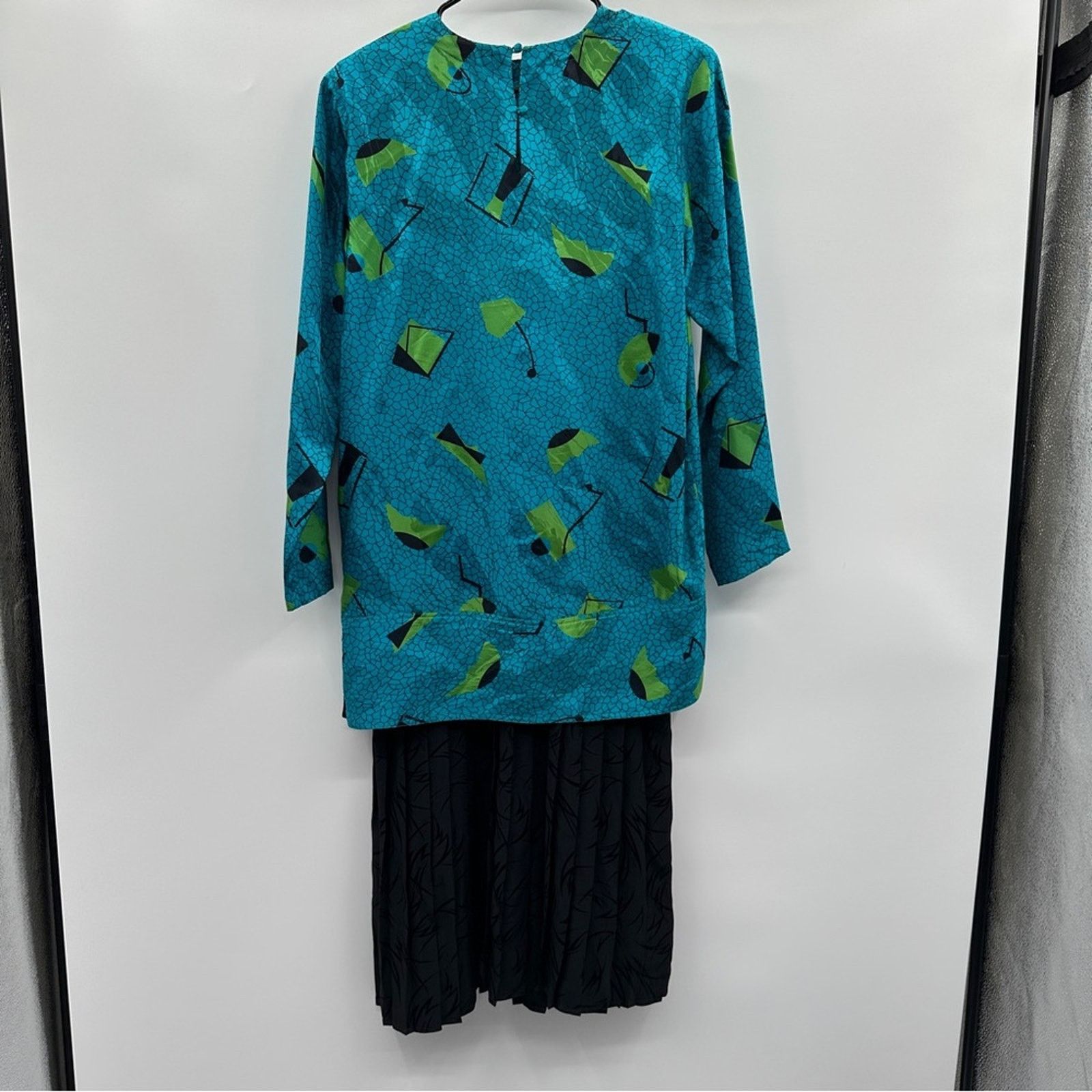 MAGGY LONDON Vintage Maggy London 100% Silk Geometric Tunic Slip Dress 8 Size M / US 6-8 / IT 42-44 - 4 Thumbnail