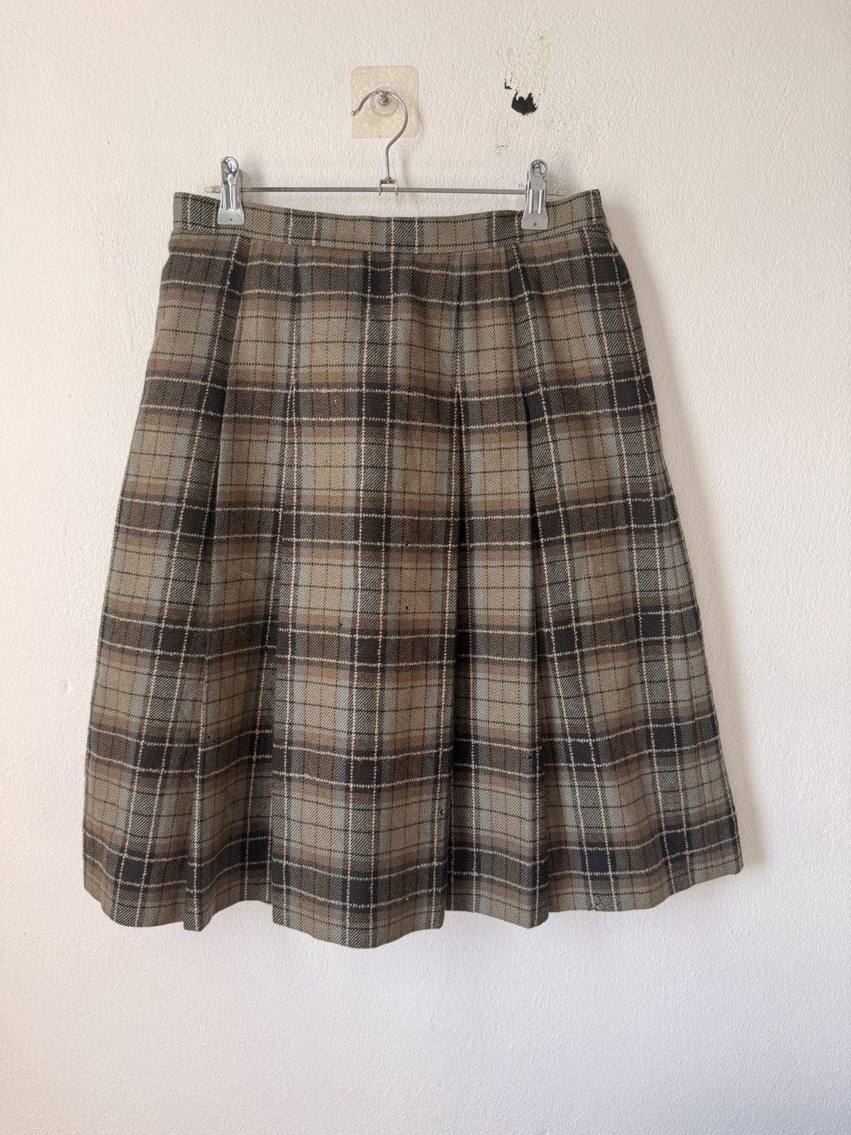 Burberry VINTAGE BURBERRY’S PLAID WOOL MIDI SKIRT Size 30" / US 8 / IT 44 - 1 Thumbnail