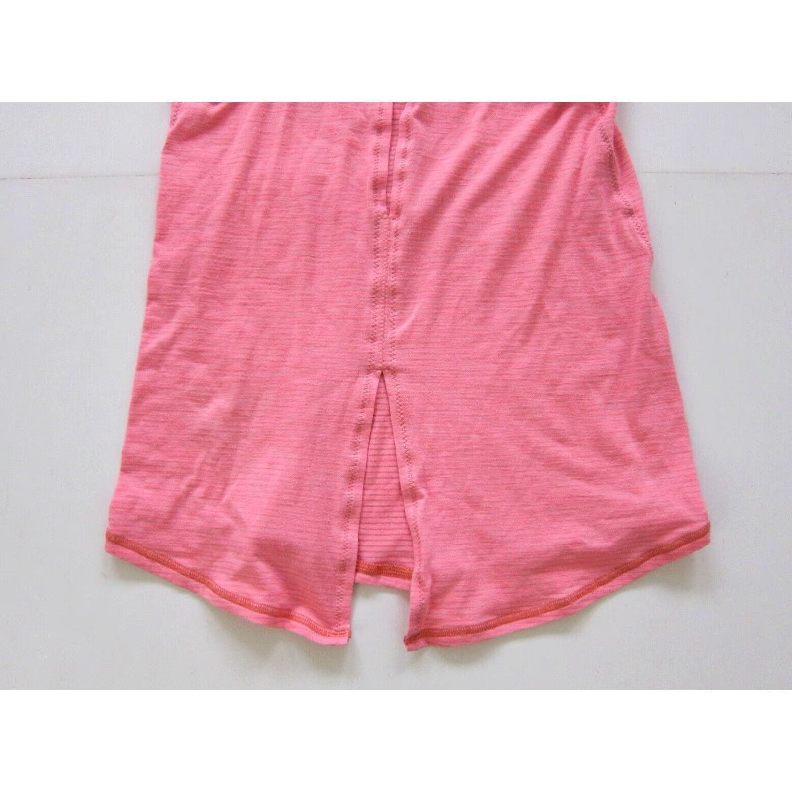 Lululemon Lululemon Pink Grey Striped Stretch Lightweight Jersey Tank Top Blouse S-M Size M / US 6-8 / IT 42-44 - 5 Thumbnail