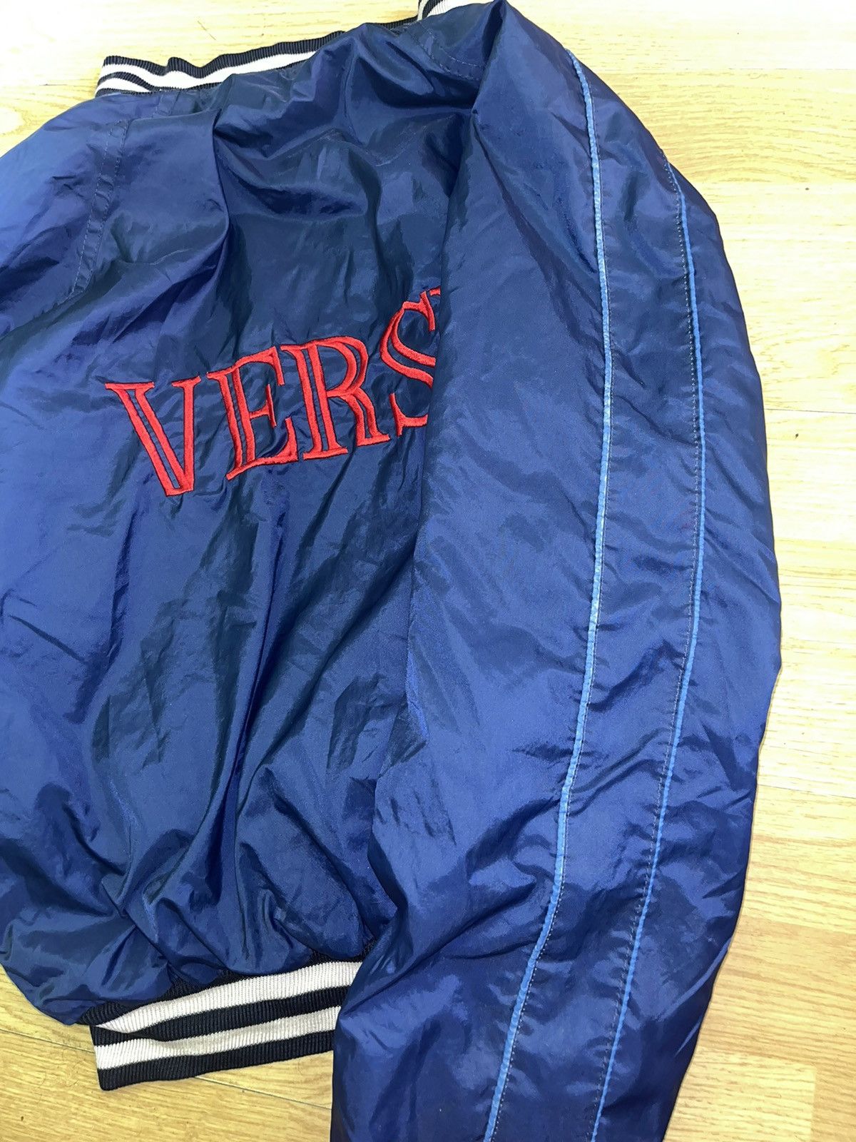 Versace Versus Versace Varsity Bomber Jacket USA streetwear Vintage Size US L / EU 52-54 / 3 - 8 Thumbnail