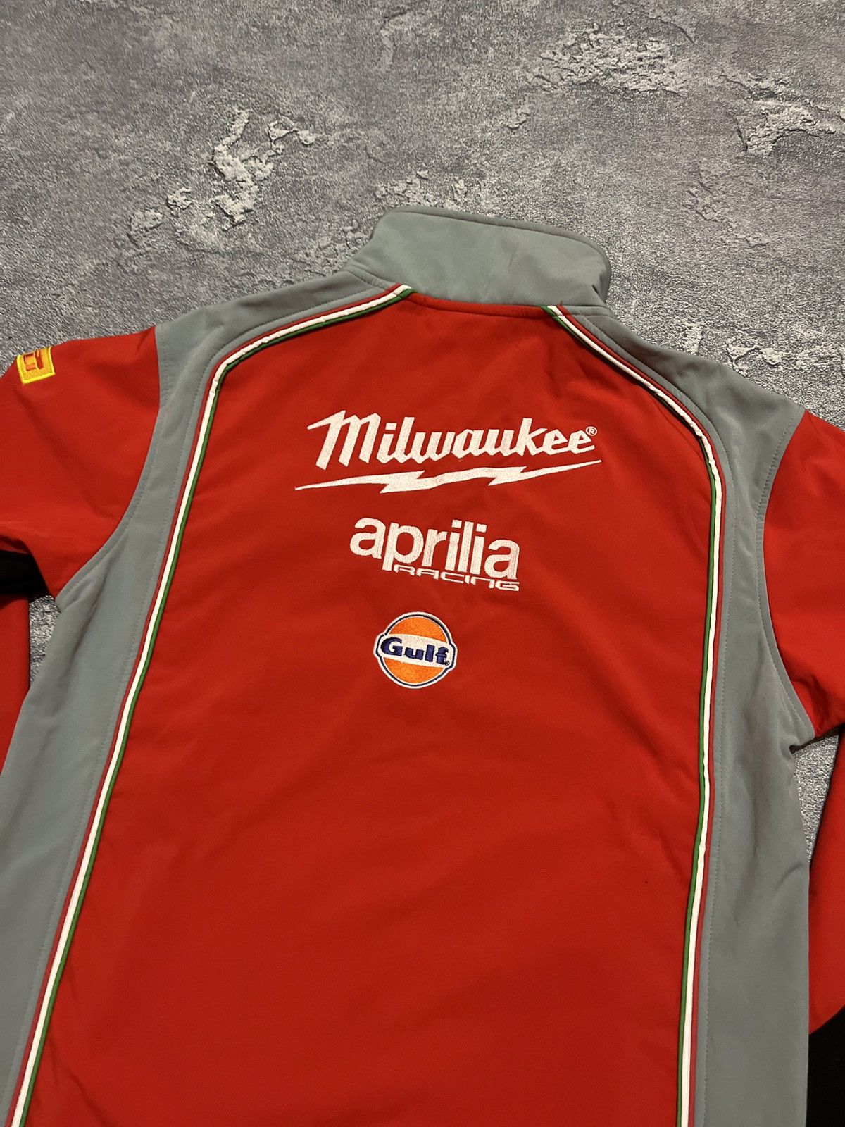 Other Milwaukee Aprilia Racing Team Softshell Jacket Pirelli Size US L / EU 52-54 / 3 - 6 Thumbnail