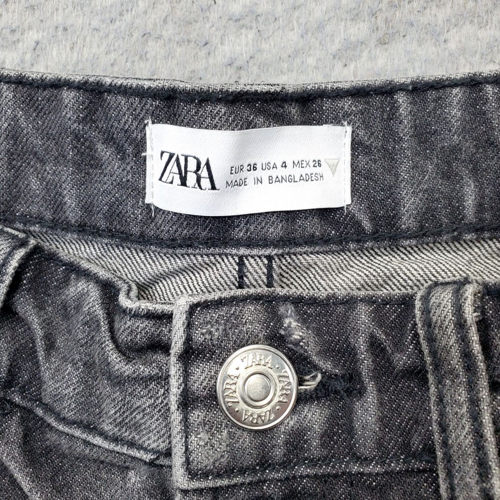 Zara Zara Womens 4 Gray Denim 5-Pocket Jean Shorts Casual Comfort Dark Wash Vintage-Check Free Size 27" / US 4 / IT 40 - 6 Thumbnail