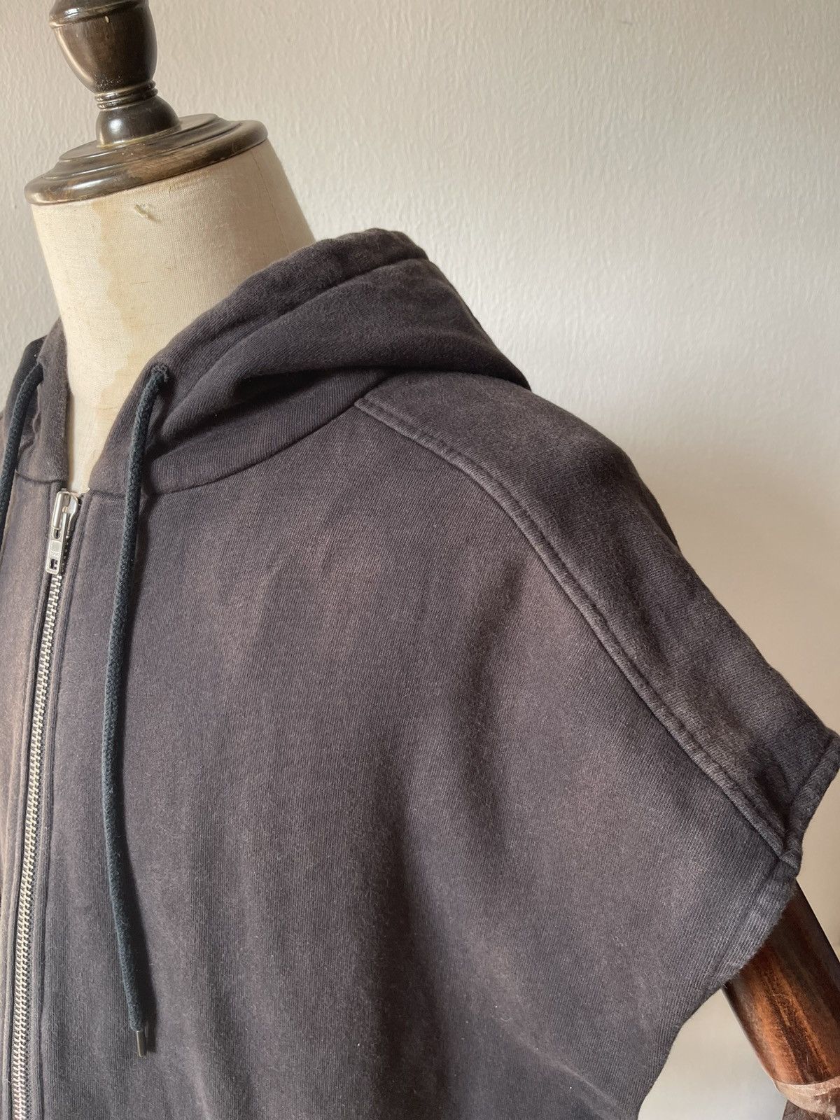 Concepts d'Odeur S/S2017 Odeur Studios Zipper Sleeveless Hoodie C2 Size US XL / EU 56 / 4 - 15 Thumbnail