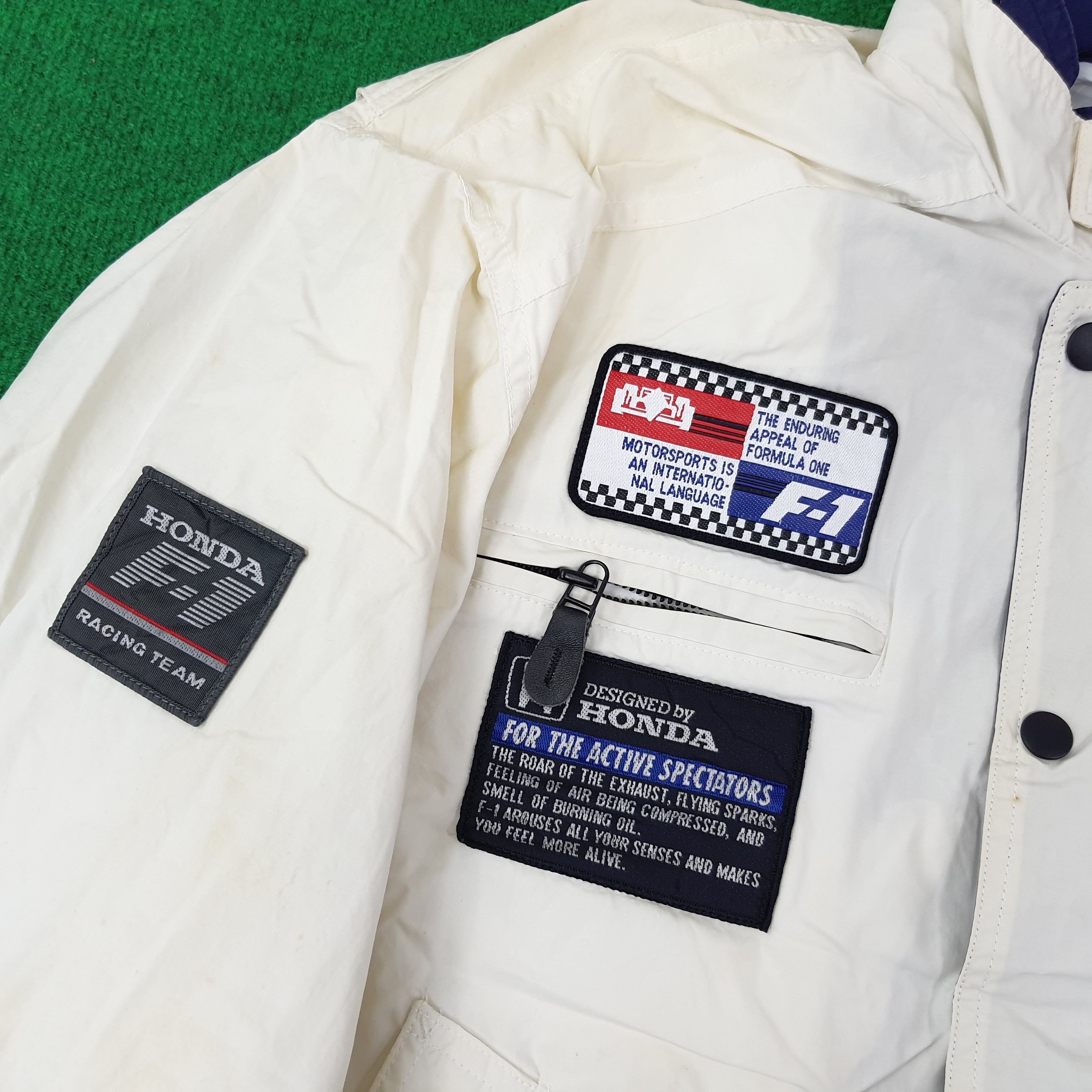 Honda Vintage HONDA F1 Japan Motorsports Racing Jacket C246N20 Size US L / EU 52-54 / 3 - 3 Thumbnail