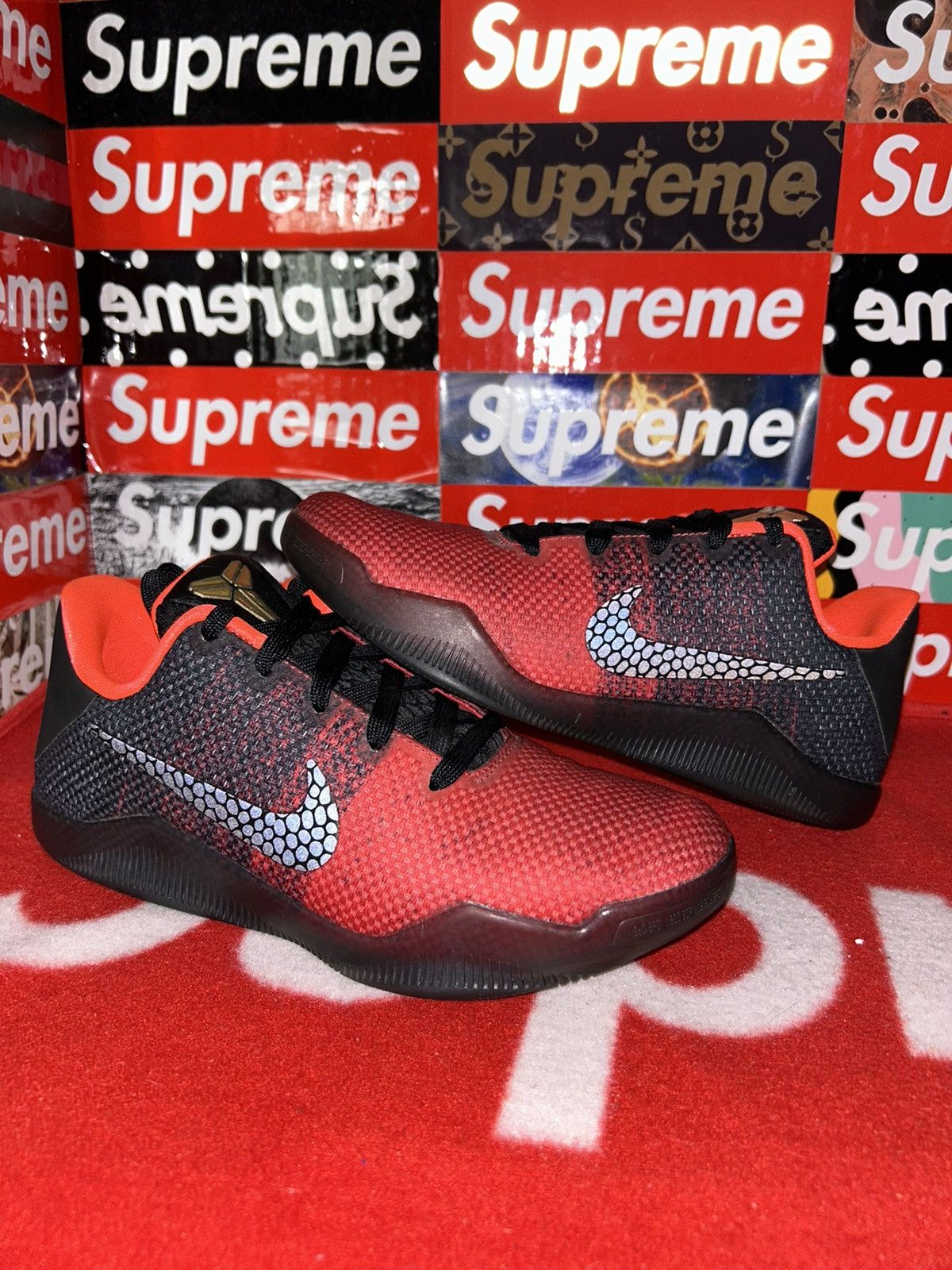Nike Nike Kobe 11 Achilles Heel (GS) 822945-670 size 5.5y Size US 5.5 / EU 38 - 1 Thumbnail