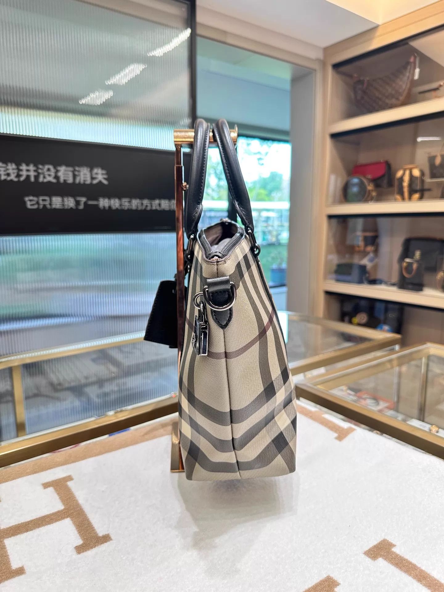 Burberry Burberry Classic Check Shoulder Bag 32x10x26 AH260 LN Size ONE SIZE - 4 Thumbnail