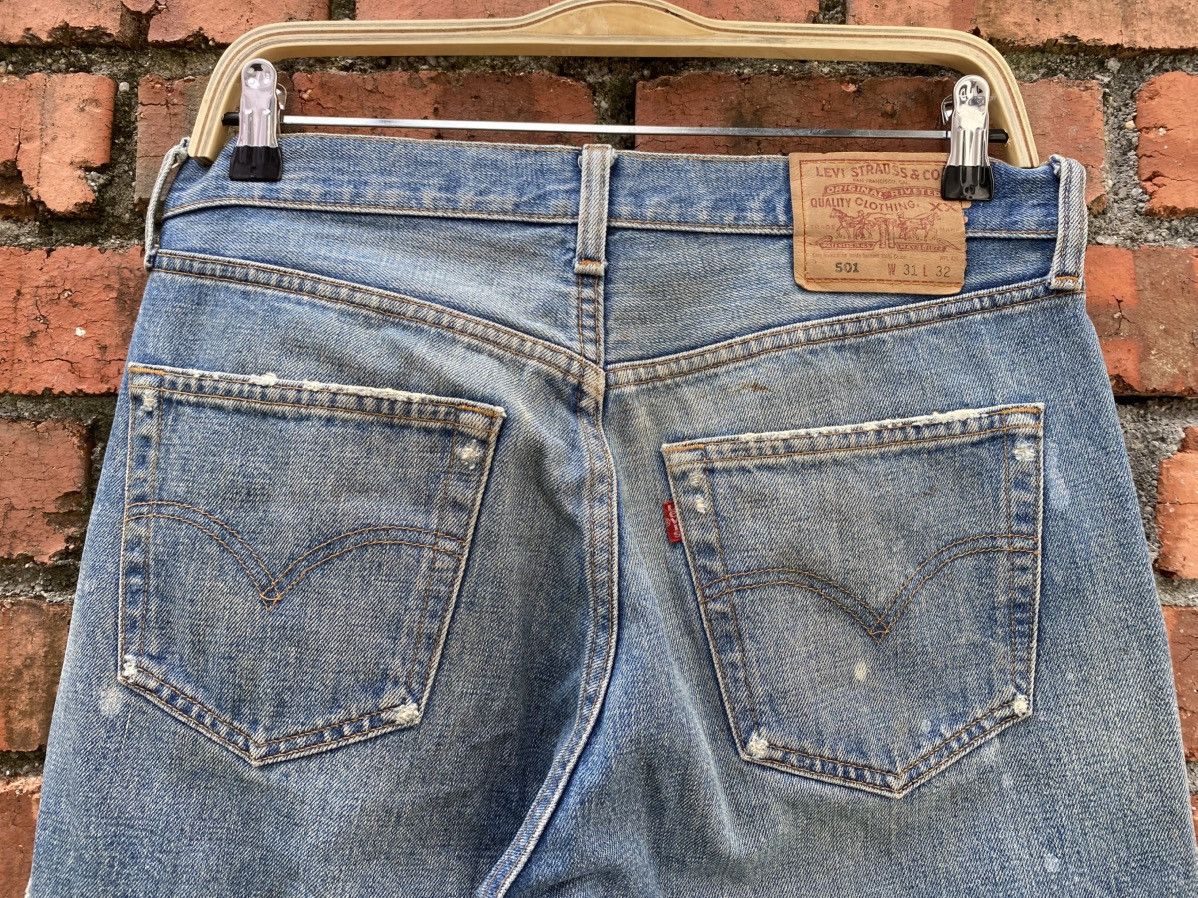 Levi's × Levi's Vintage Clothing × Vintage W31x30 Vintage 90s levi's 501 distressed Size US 31 - 2 Thumbnail