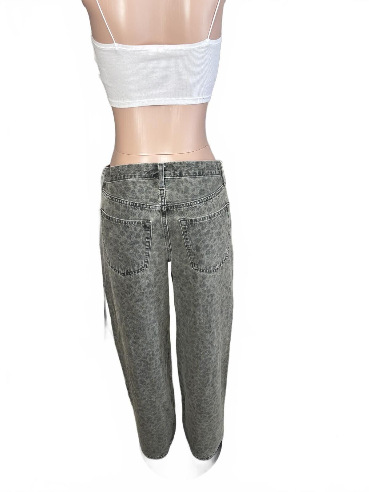 Unknown London Boho Y2K Gray Leopard Print Mid-Rise 90s Baggy Jeans. Size 6 Size 28" / US 6 / IT 42 - 5 Thumbnail