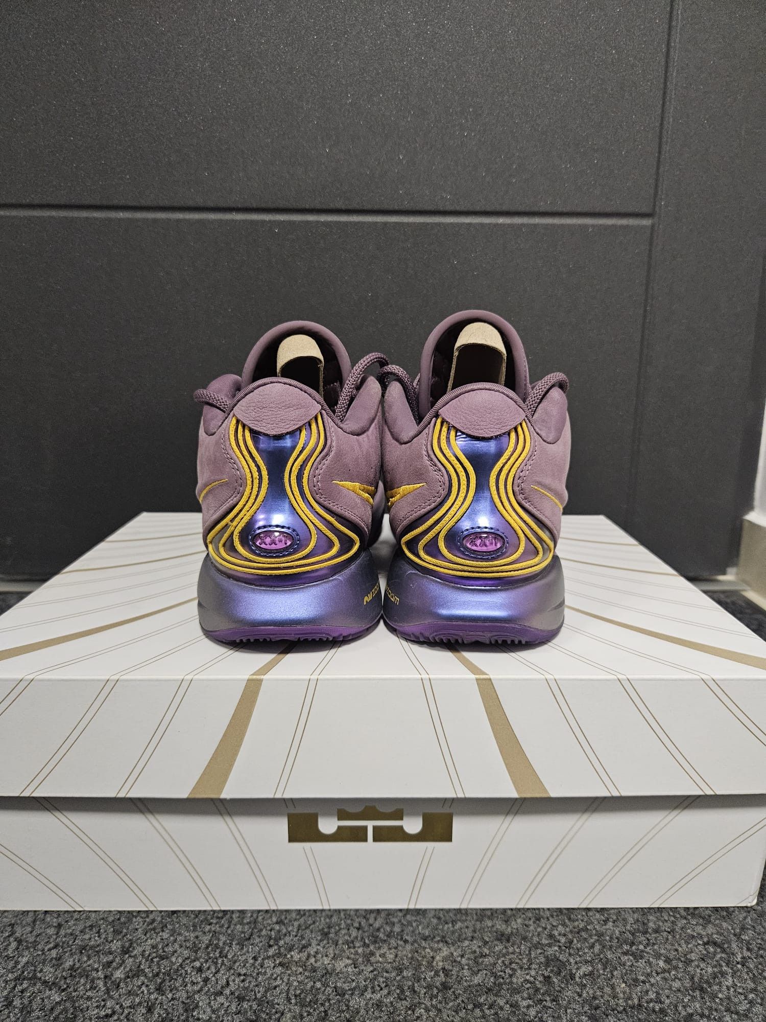 Nike Nike LeBron 21 Purple Rain Size US 13 / EU 46 - 5 Thumbnail