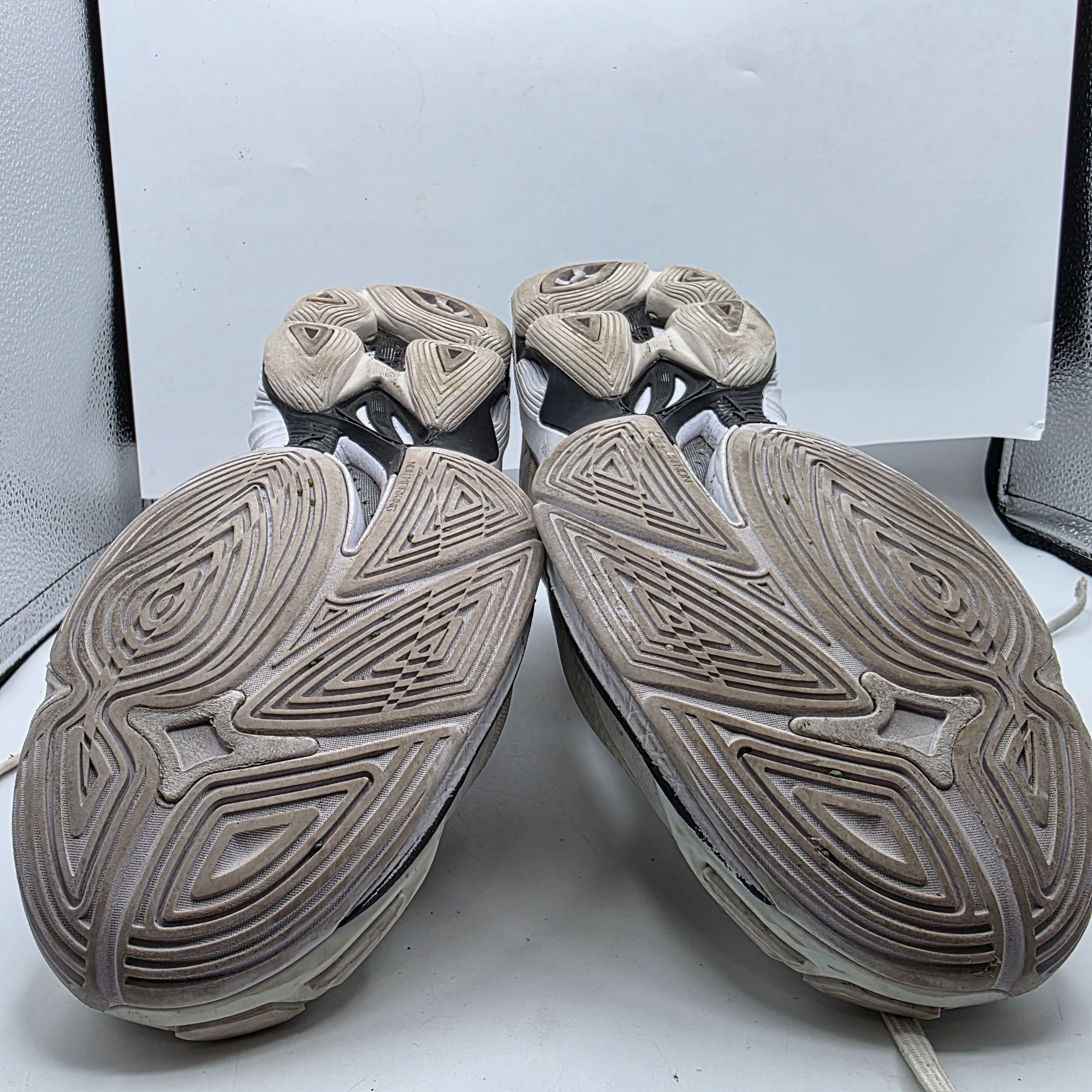 Mizuno Mizuno Wave Lightning Z7 Mens Size 11 Volleyball Shoes White Size US 11 / EU 44 - 11 Thumbnail