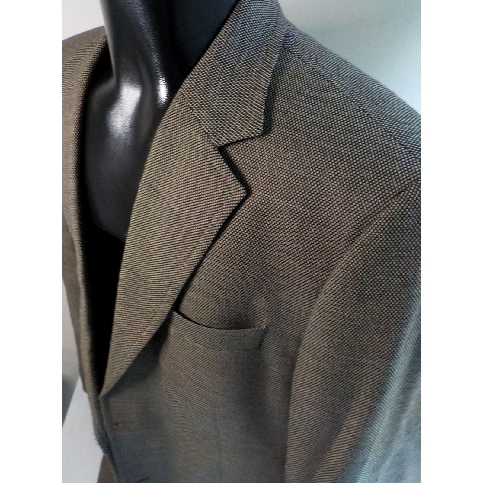 Hugo Boss VINTAGE BOSS HUGO BOSS 2 Button Men's Suit Black/Beige Rayon/Wool 44L 36x30 Pants 2 Piece Mens Size 44R - 6 Thumbnail
