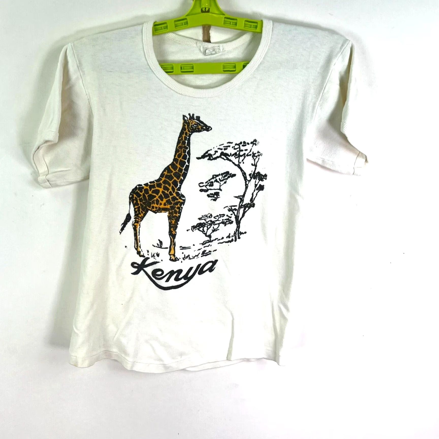 Vintage **Kenya Giraffe Vintage T-Shirt Small USA 34 Classic Fit White Cotton** User: **Kenya Giraffe Vintage T-Shirt Size 34 Small USA White Cotton** Size XXS / US 00 / IT 34 - 2 Thumbnail