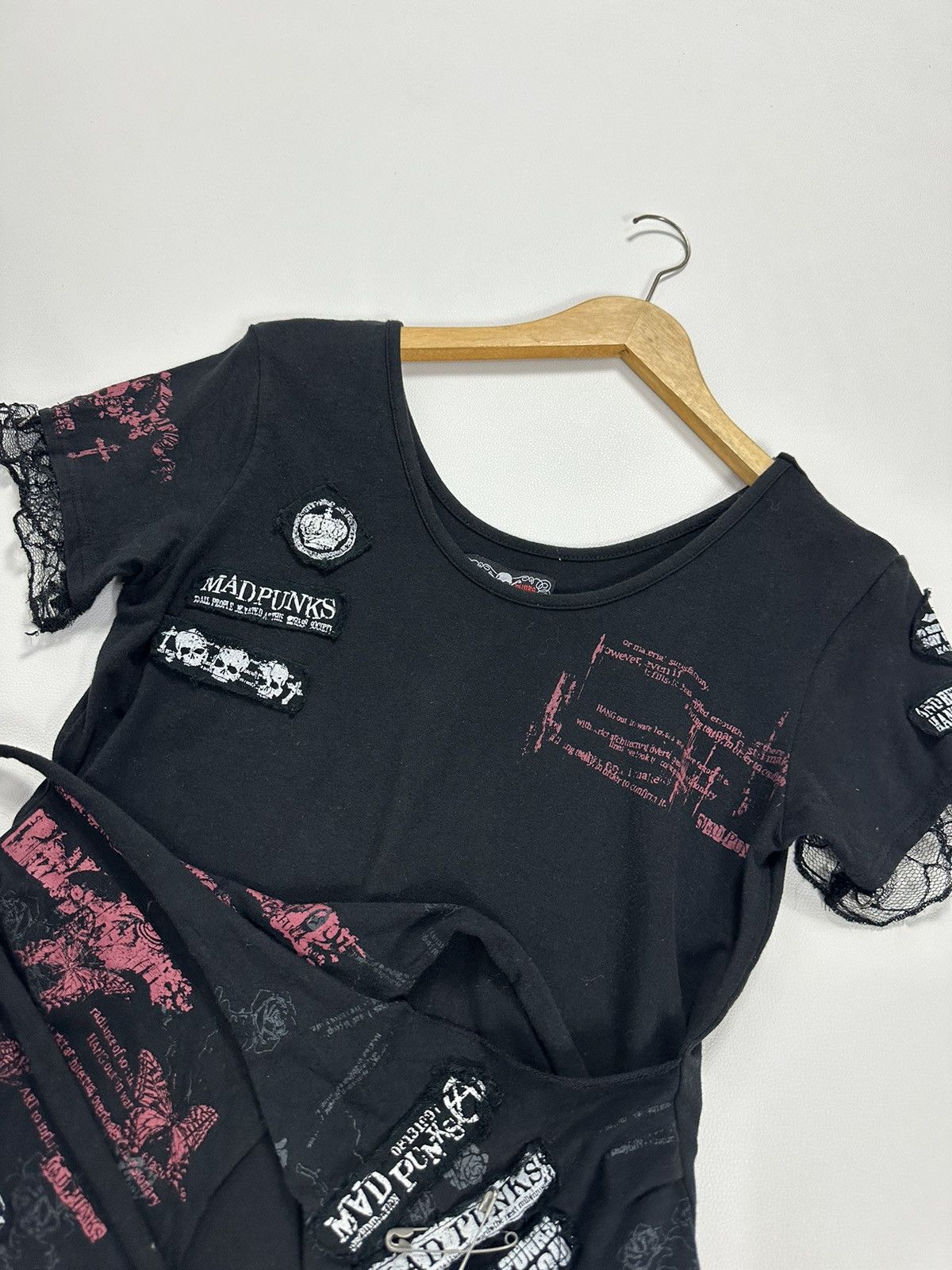 Japanese Brand Mad Punk Beautiful Rock Star Skull angel art Tshirt Size L / US 10 / IT 46 - 2 Thumbnail
