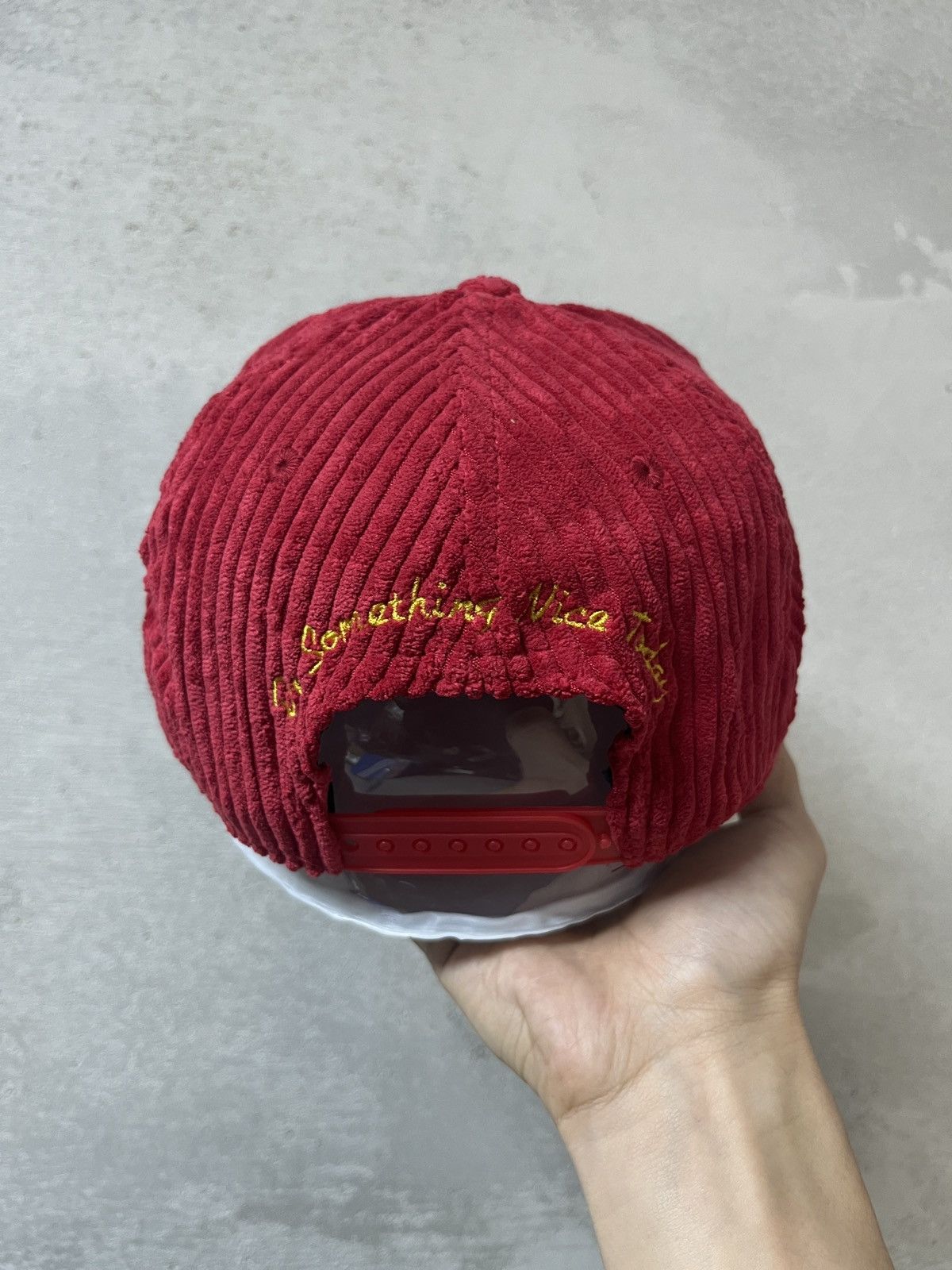 Corteiz Rare Corteiz X Soho Yacht Club Corduroy Snapback Hat Red Size ONE SIZE - 6 Thumbnail