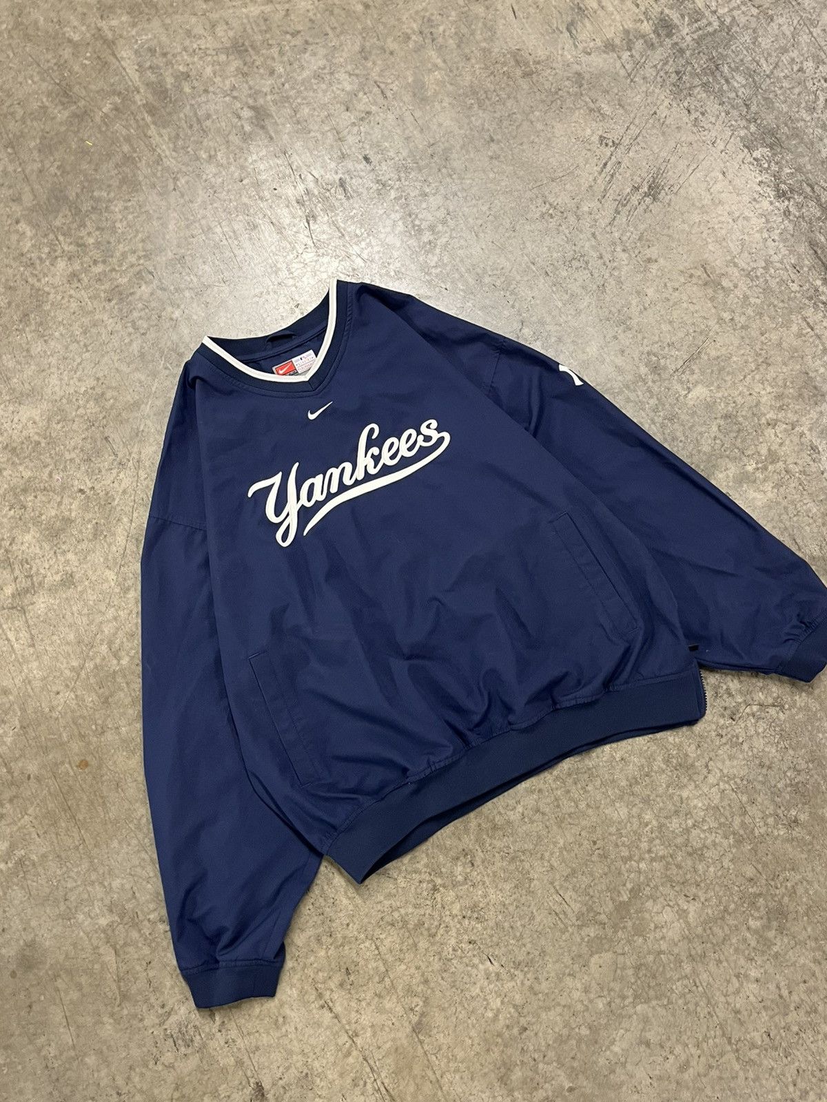 Vintage Yankees vintage Nike center swoosh pullover rare hype Size US XL / EU 56 / 4 - 4 Thumbnail