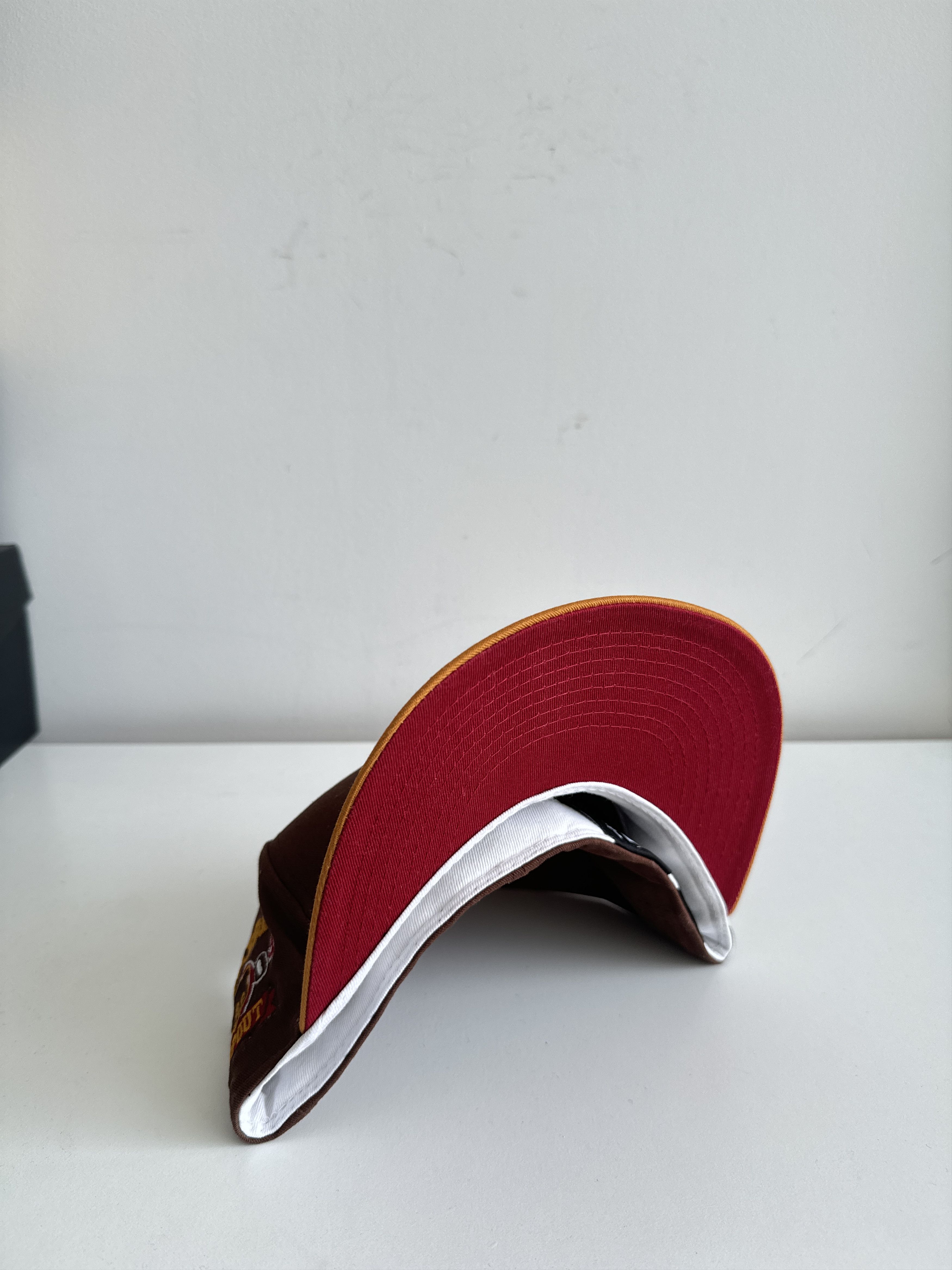 New Era Size 7 1/2 (fits small) Kanye West Inspired Hat Size ONE SIZE - 2 Thumbnail