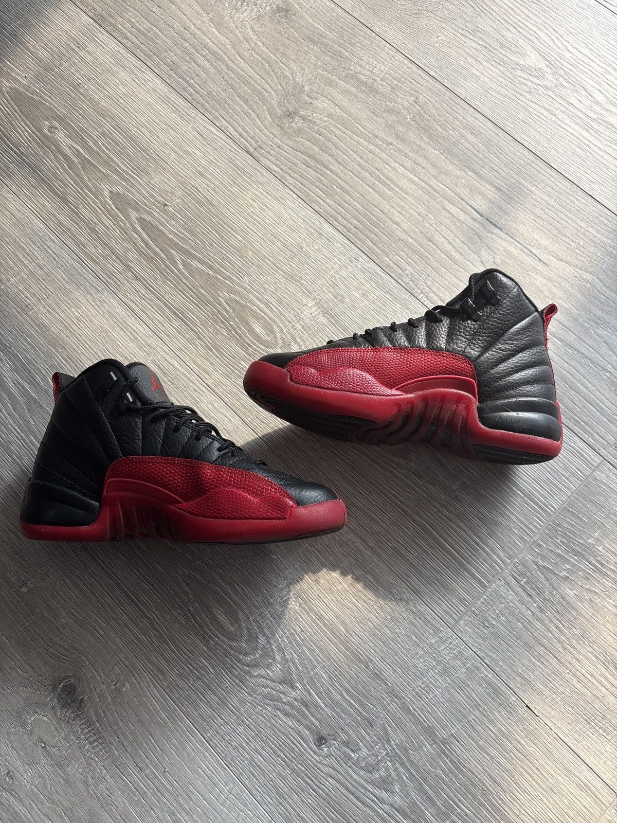 Jordan Brand Jordan 12 ‘flu game’ 2015 pair 100% authentic w/ Orginal box Size US 6 / EU 39 - 9 Thumbnail