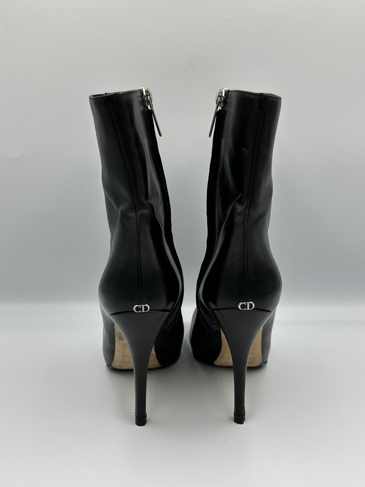 Dior Dior Leather boots metal logo CD on back made in Italy Size US 6 / IT 36 - 5 Thumbnail