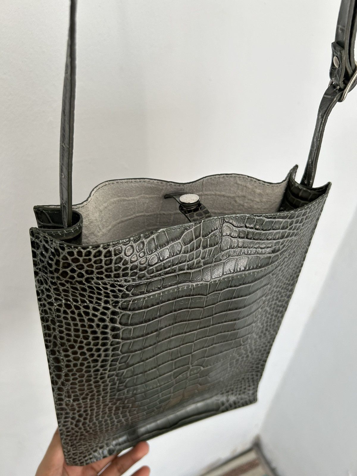 Other SUB TOTE Olive Croco Debossed Size ONE SIZE - 6 Thumbnail