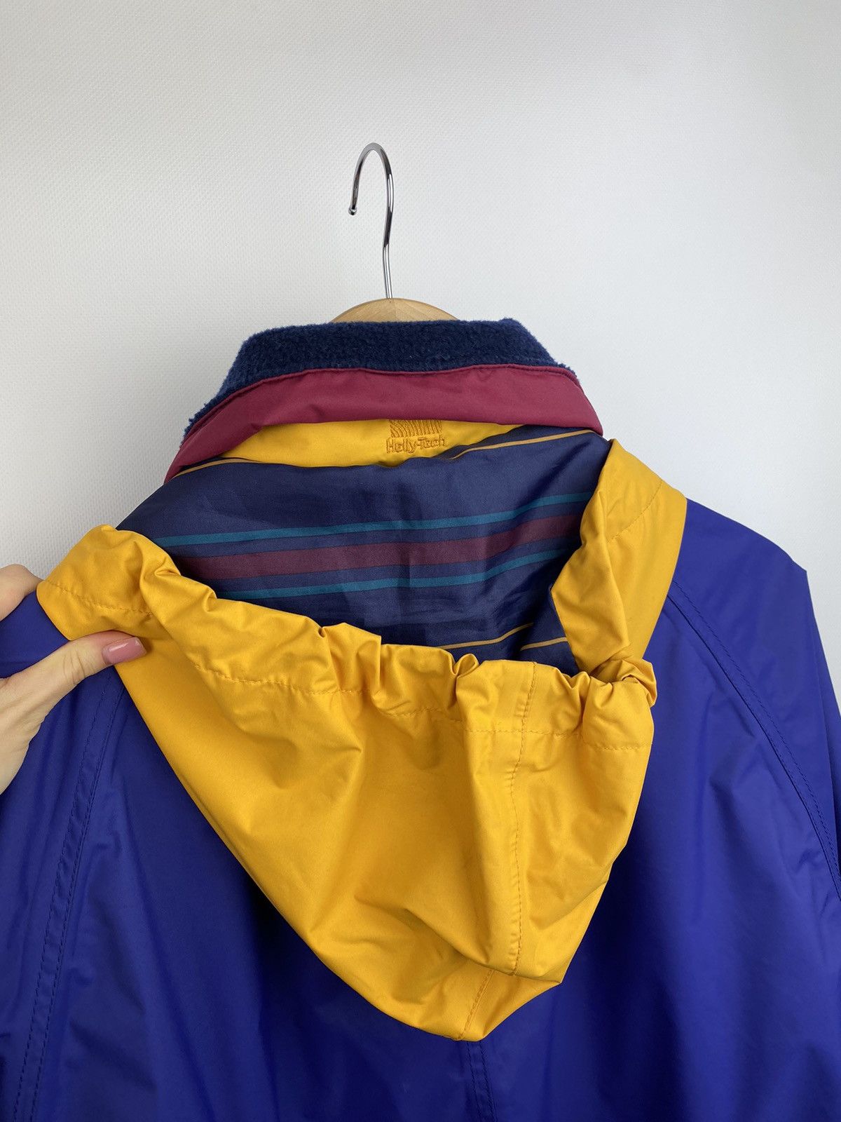 Helly Hansen Helly Hansen vintage men’s Jacket size M Size US M / EU 48-50 / 2 - 21 Thumbnail