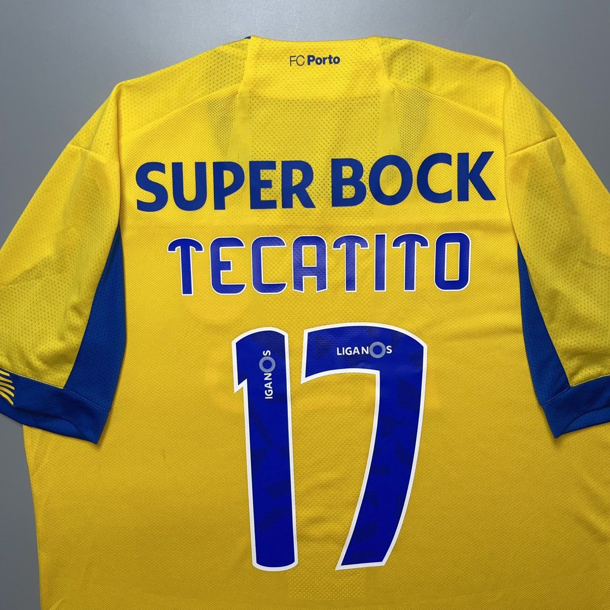 New Balance PORTO NEW BALANCE 2019/2020 FOOTBALL AWAY JERSEY #17 CORONA Size US XL / EU 56 / 4 - 8 Thumbnail