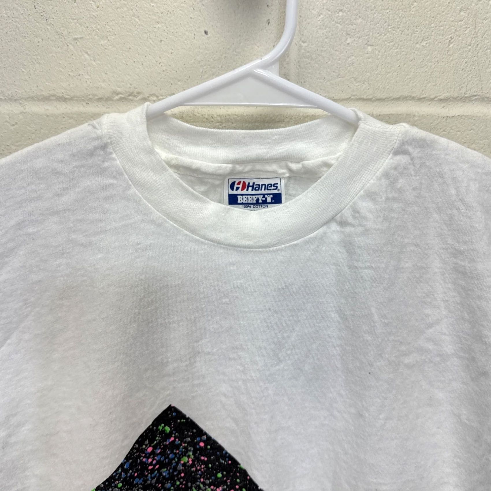 Hanes VINTAGE Gecko Hawaii T-Shirt Large White 80s Neon Print Beachy Surfer Mens Size US L / EU 52-54 / 3 - 5 Thumbnail