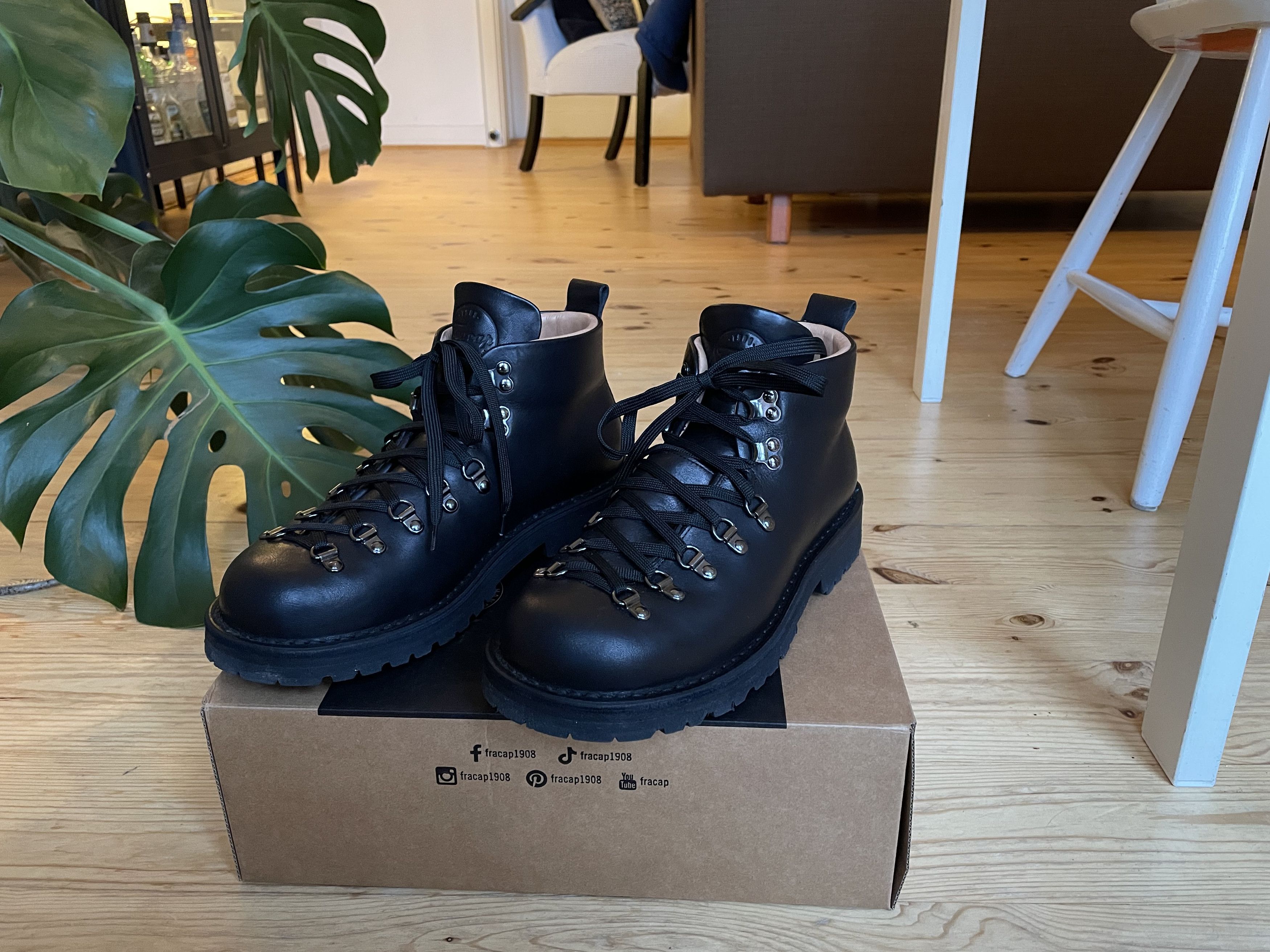 Fracap Fracap M120 Bold, black leather - size 43 (wide fit) Size US 10 / EU 43 - 1 Thumbnail