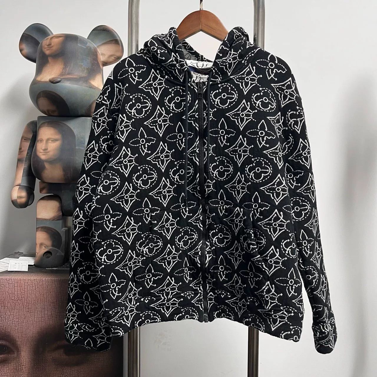 Louis Vuitton Louis Vuitton NBA Print Jacket I2208 Size US M / EU 48-50 / 2 - 1 Thumbnail