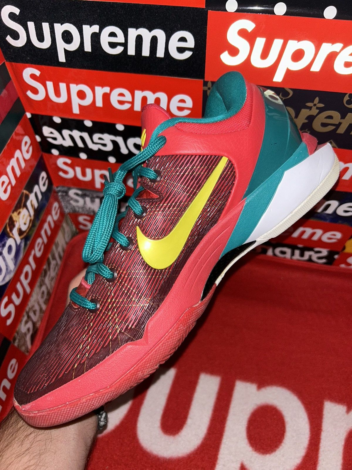 Nike Nike Kobe 7 Year of the Dragon 488369-600 size 9 Size US 9 / EU 42 - 9 Thumbnail
