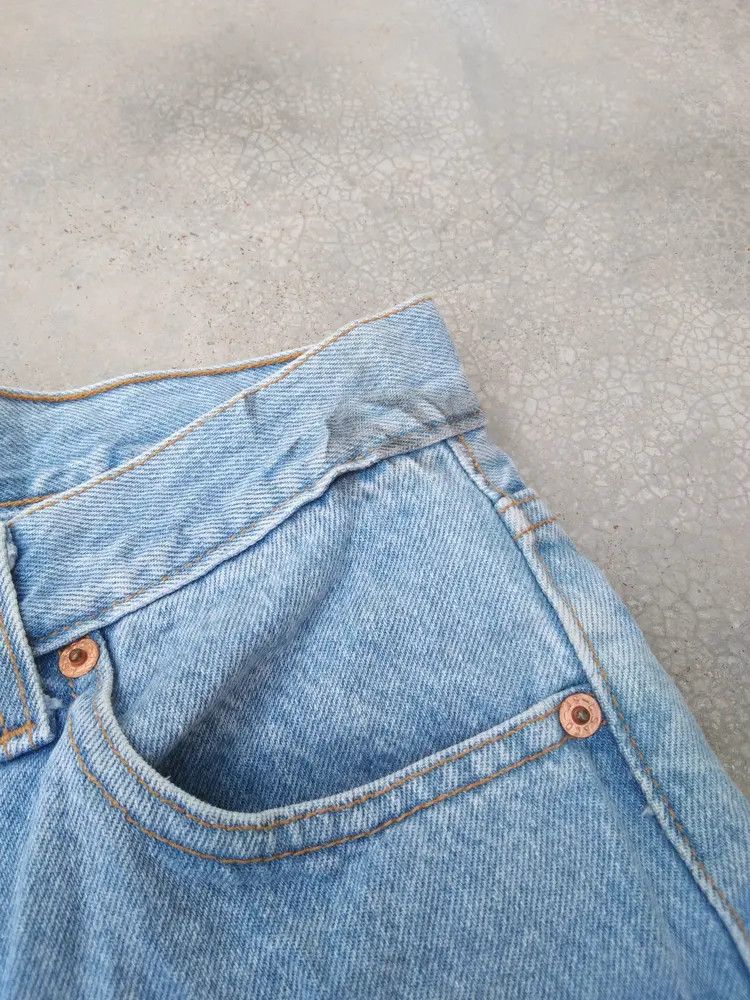 Levi's × Vintage 90s Vintage Levis 501 Made In USA Light Wash Jeans 28x32 Size US 28 / EU 44 - 6 Thumbnail