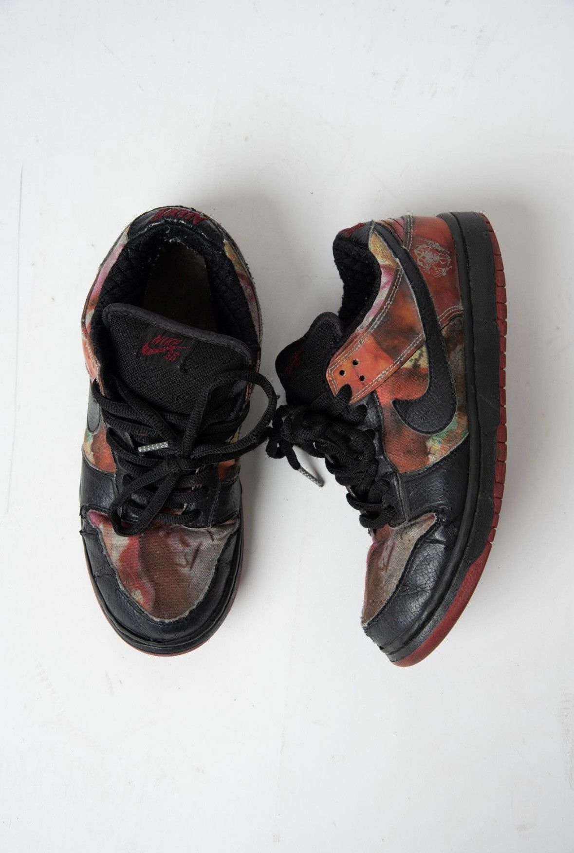 Nike 2005 Nike SB “Pushead” Dunks Size US 9 / EU 42 - 1 Thumbnail
