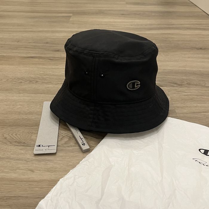 Rick Owens Black L/XL Gilligan Nylon Bucket Hat | Grailed