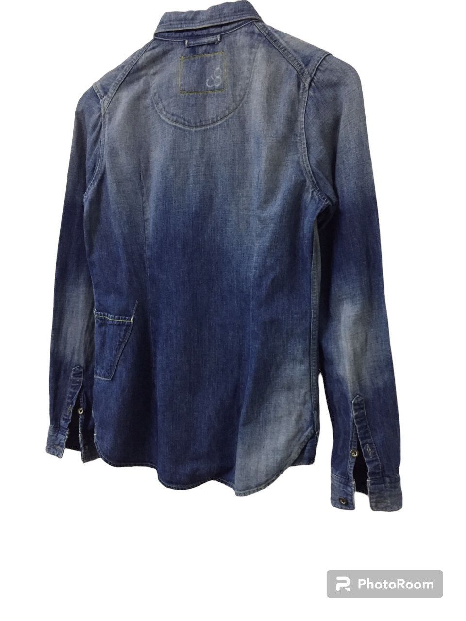 Japanese Brand JOHN BULL SELVEDGE SINGLE POCKET CHAMBRAY JEANS SHIRT Size US S / EU 44-46 / 1 - 11 Thumbnail