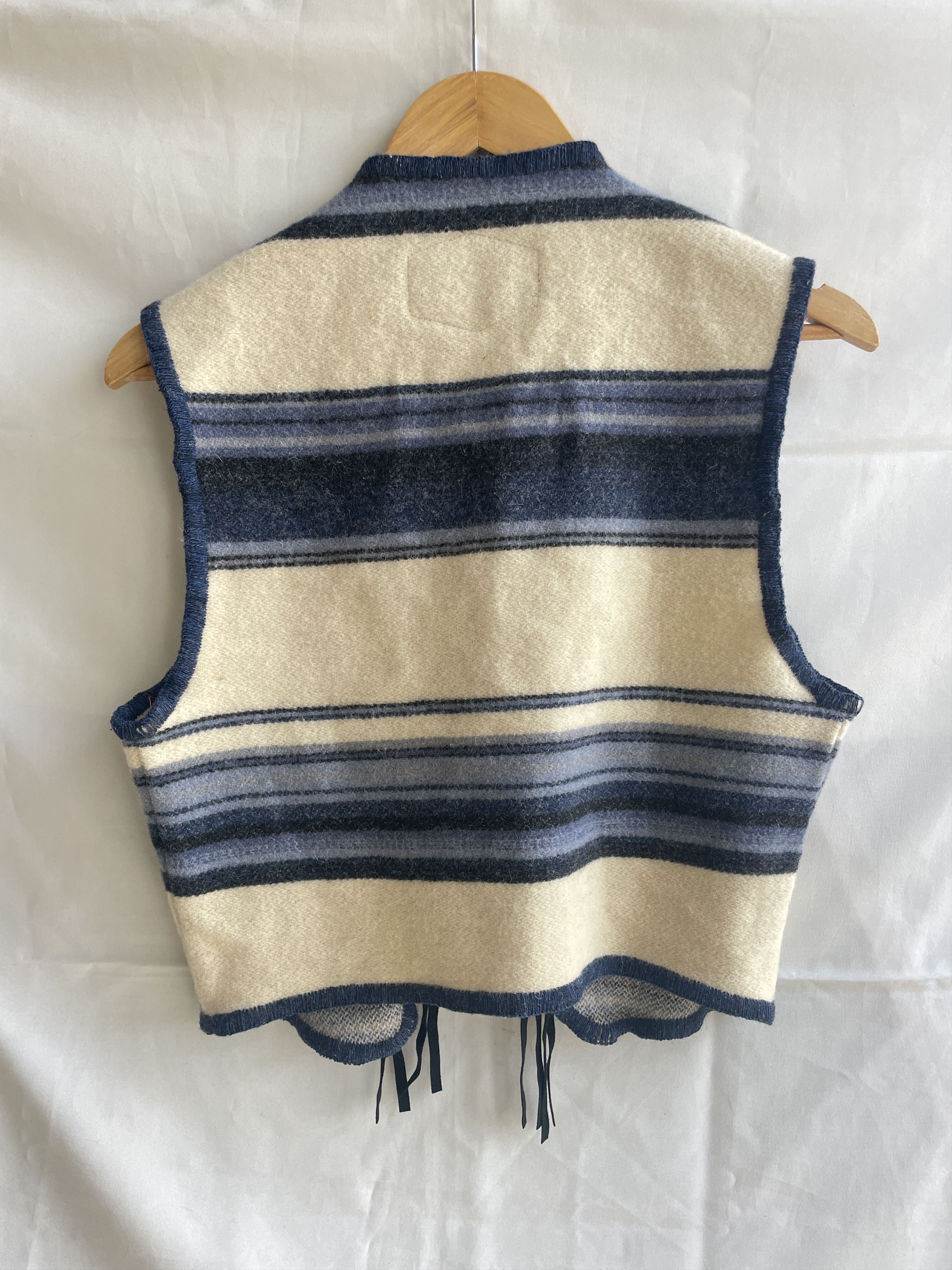 Woolrich Woolen Mills Woolrich Vintage Southwest Womens Wool Open Front Vest Size S / US 4 / IT 40 - 2 Thumbnail
