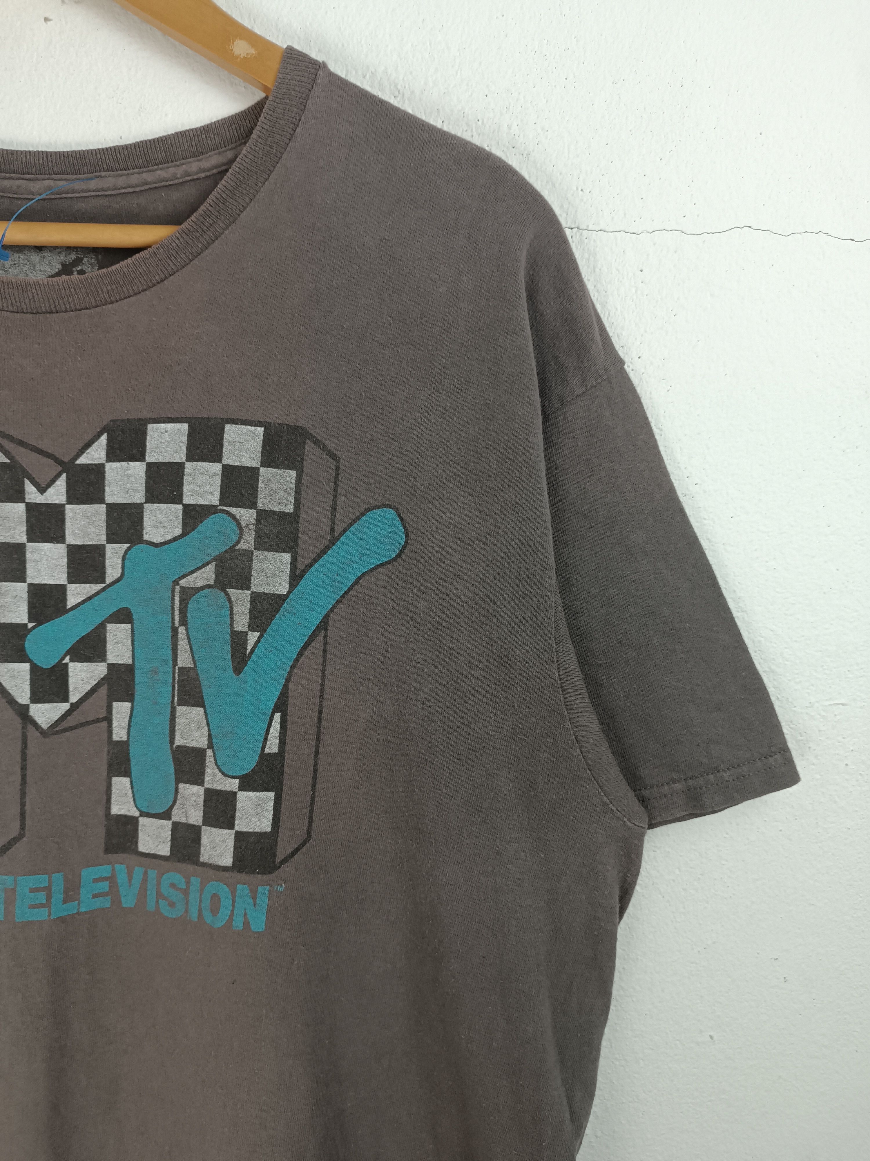 Mtv VINTAGE FADED MTV MUSIC TELEVISION PUNK HIP HOP METAL TEE Size US L / EU 52-54 / 3 - 6 Thumbnail