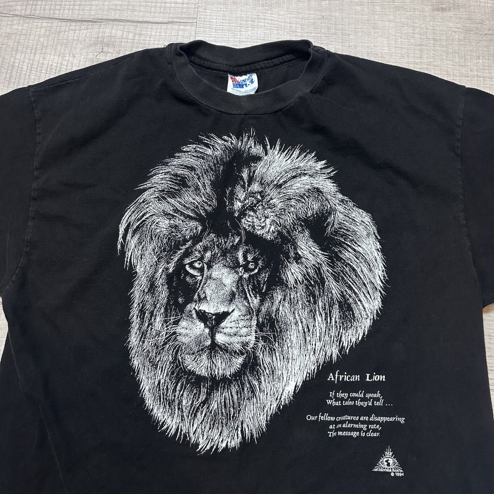 Hanes Vintage 90s Me On Mother Earth Black Lion XL T-Shirt USA Size US XL / EU 56 / 4 - 5 Thumbnail