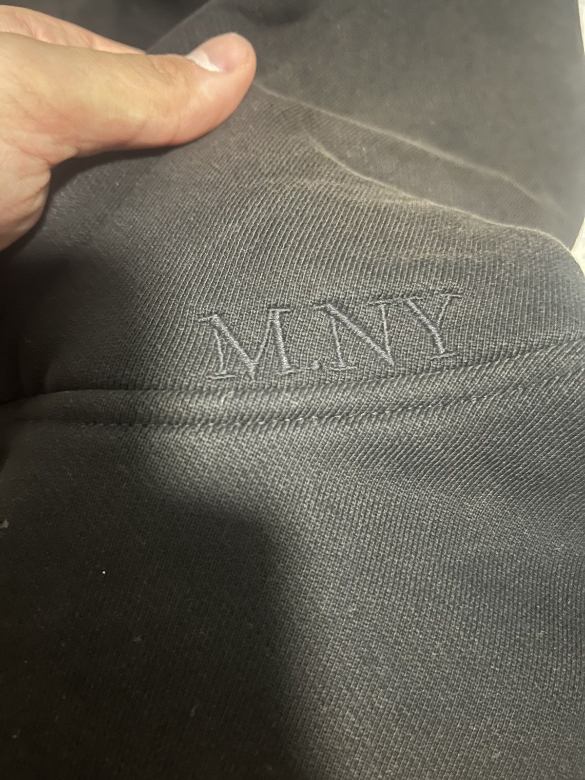 Minted New York Washed Black Cropped Hoodie Size US L / EU 52-54 / 3 - 4 Thumbnail