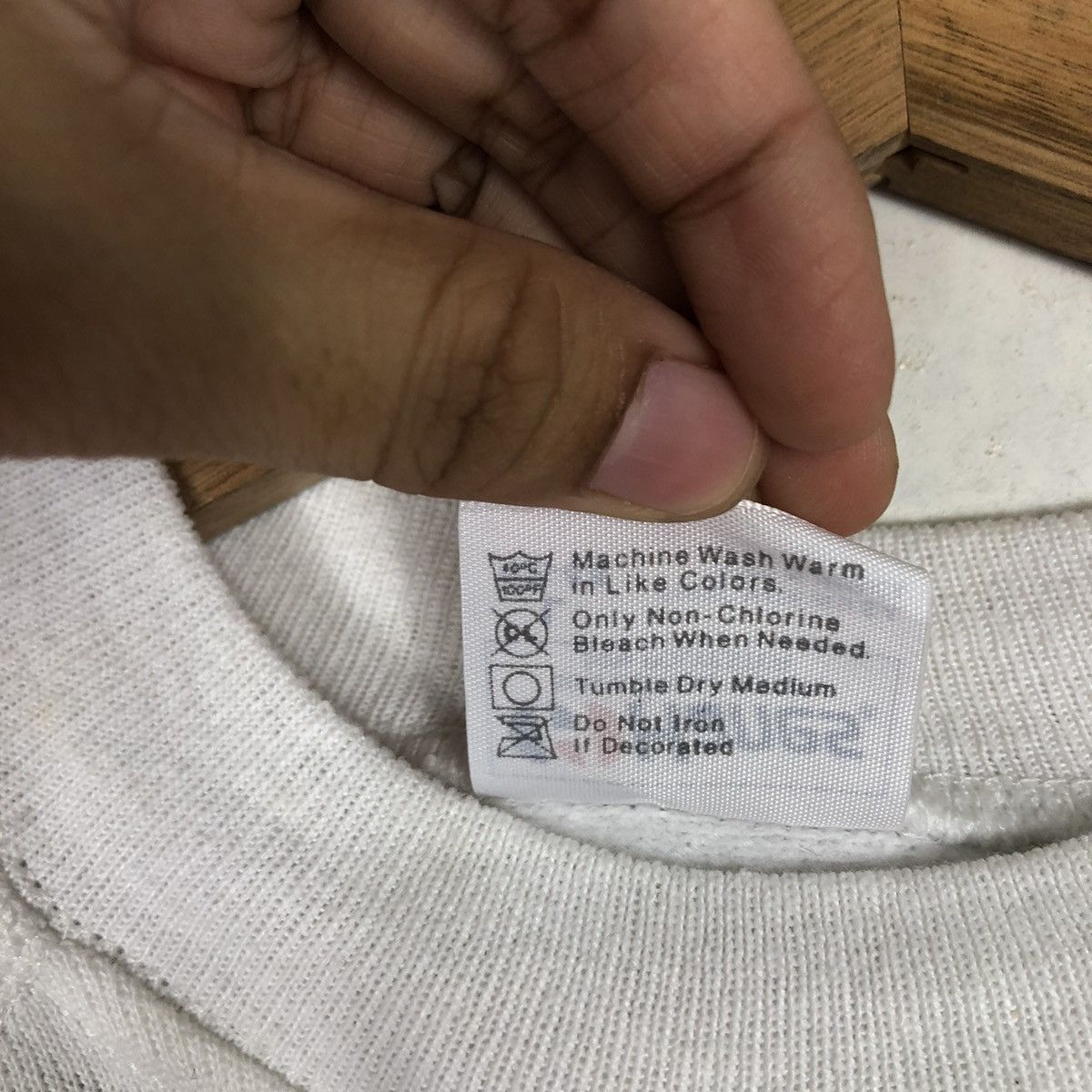 Japanese Brand 🔥90’s Vintage Sweatshirt USA Hanes Hawaii Waikiki Beach Size US L / EU 52-54 / 3 - 11 Thumbnail