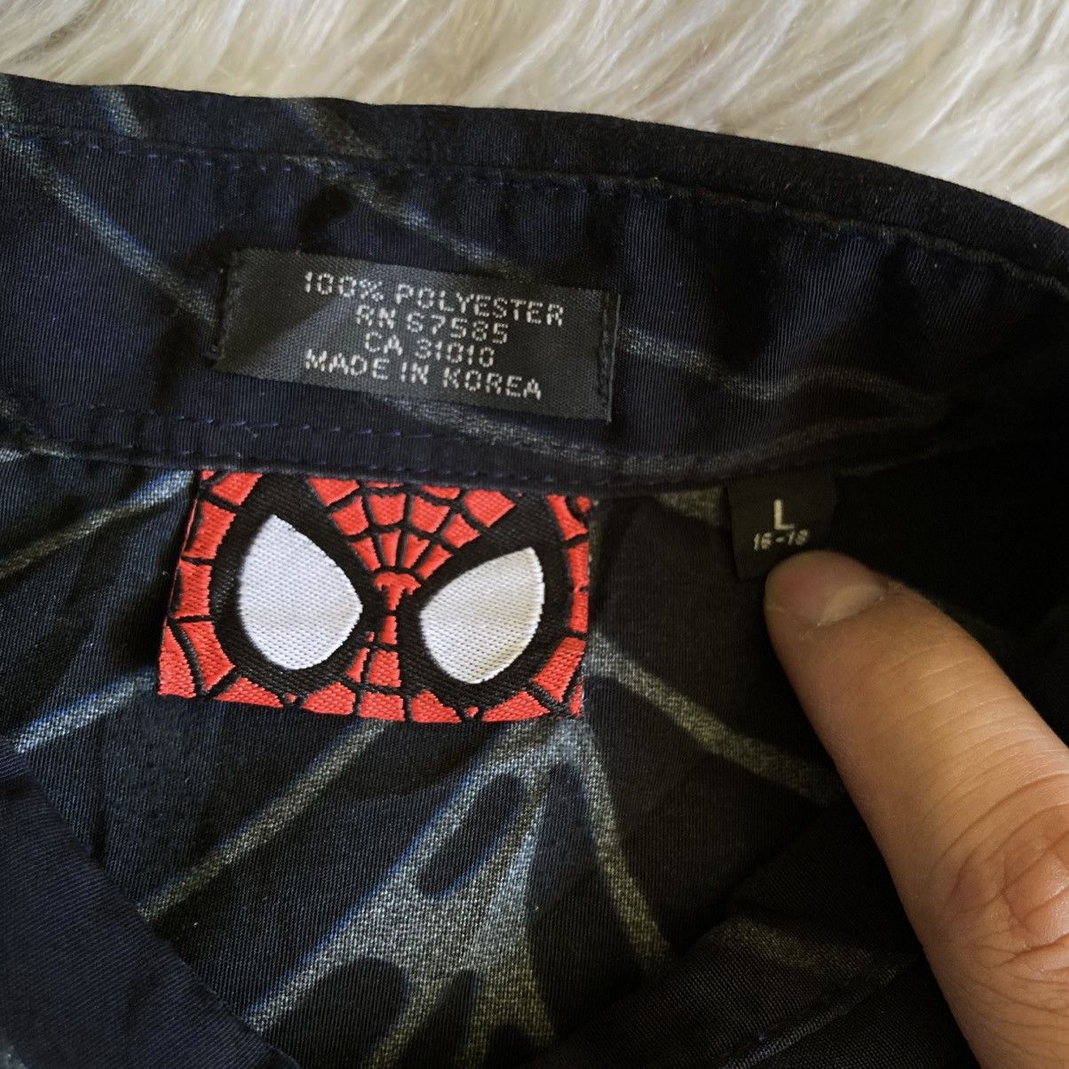 Marvel Comics Vintage Spider Man 2001s 🕷️✨ Size US L / EU 52-54 / 3 - 3 Thumbnail