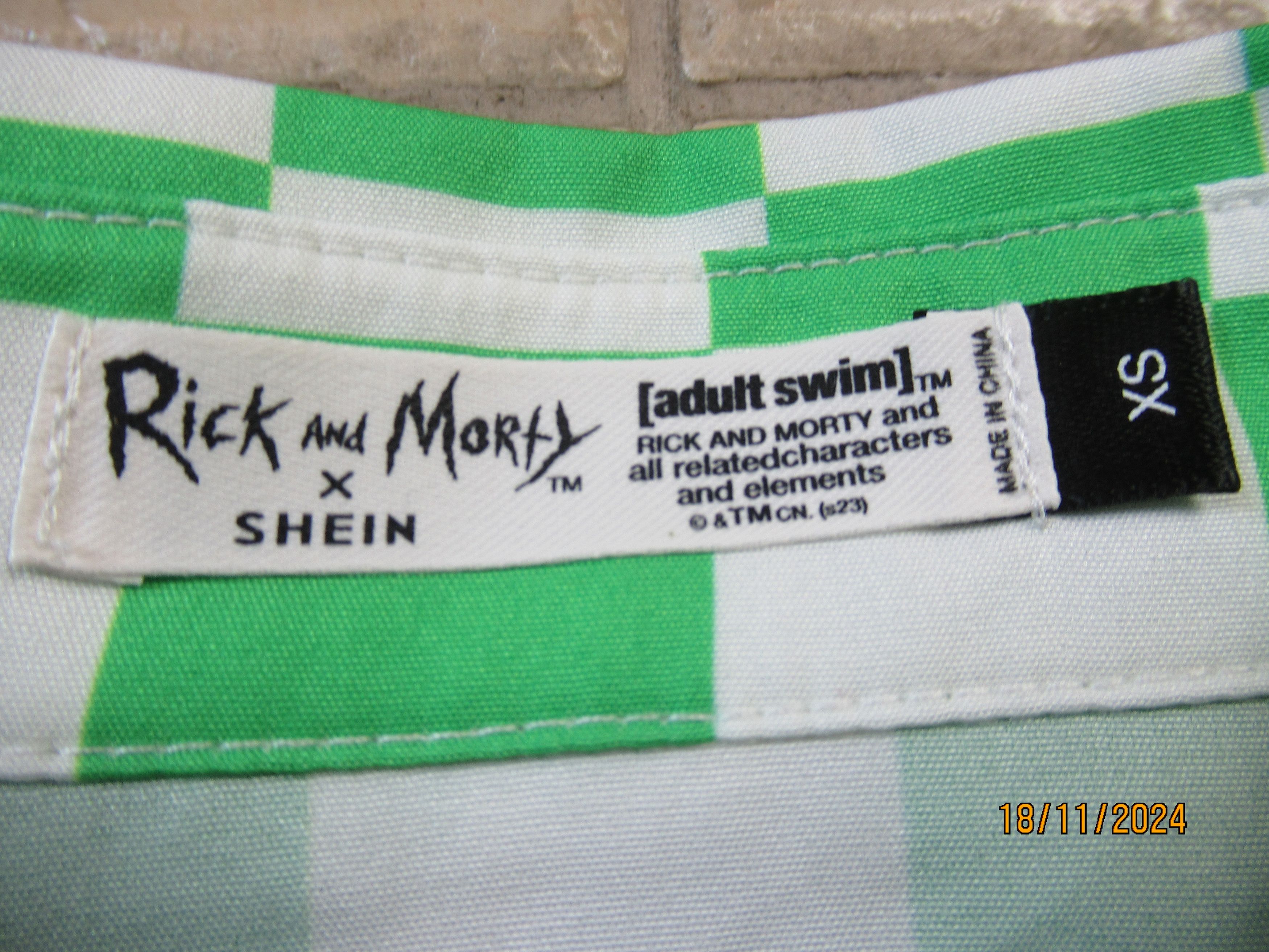 Other Rick & Morty white/green shirt Size US XS / EU 42 / 0 - 3 Thumbnail