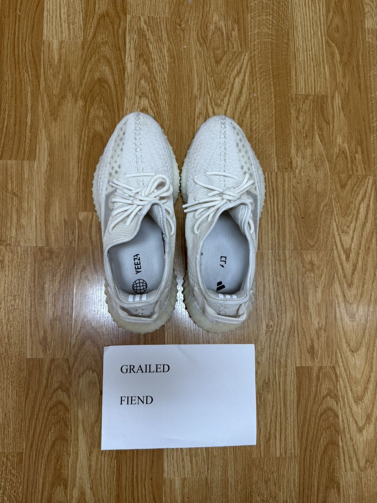 Yeezy Yeezy 350 V2 Bone Size US 9.5 / EU 42-43 - 6 Thumbnail