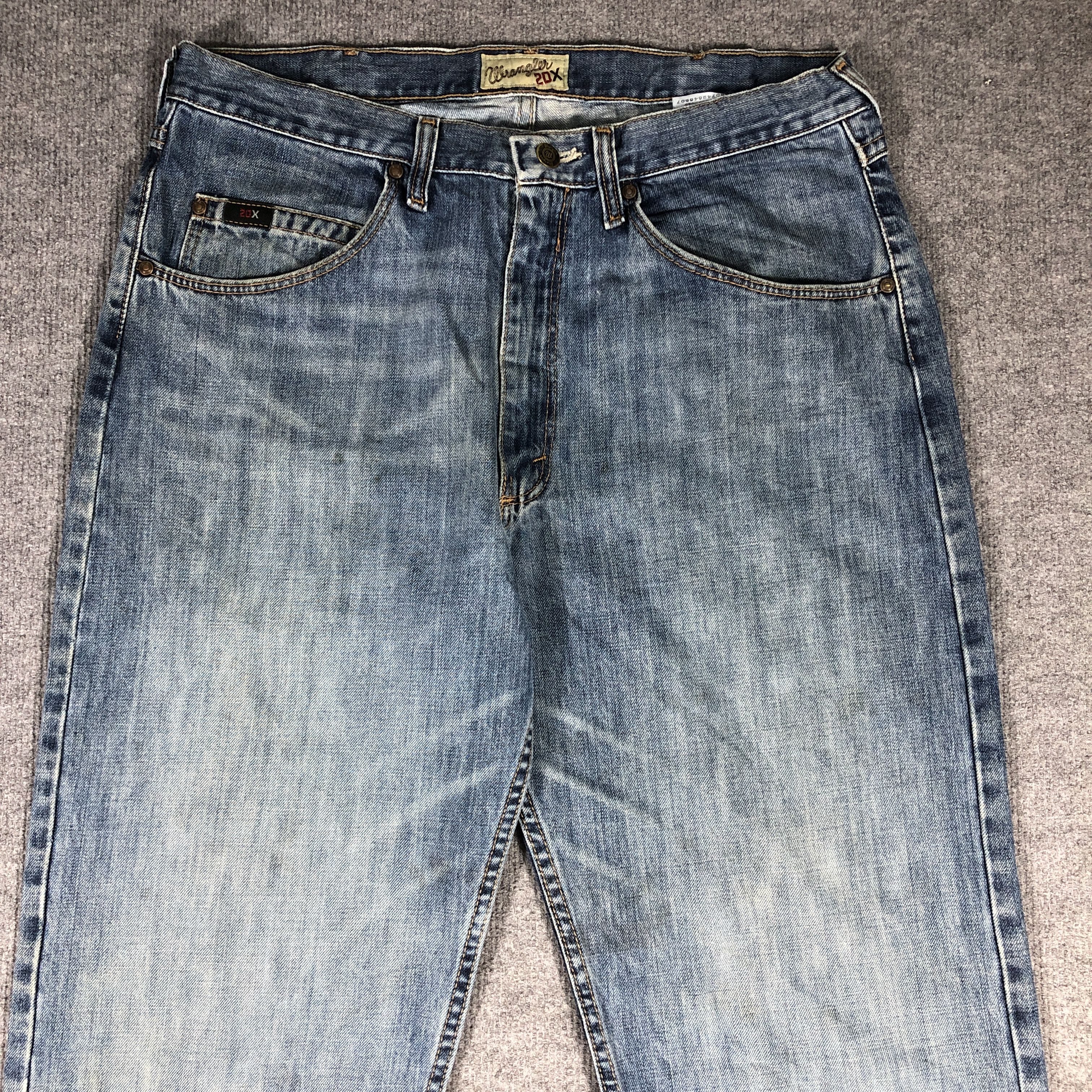 Vintage × Wrangler Vintage Wrangler Light Blue Wash Jeans L736 Size US 35 - 2 Thumbnail