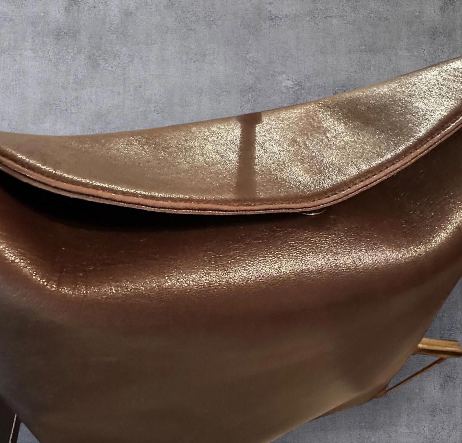 Salvatore Ferragamo Ferragamo Classic Brown Leather Shoulder Bag Size ONE SIZE - 3 Thumbnail