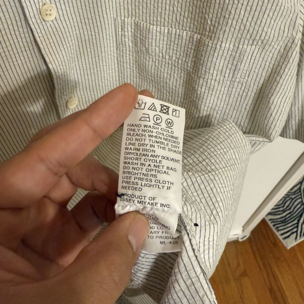 Issey Miyake Issey Miyake Textured Striped Short Sleeve Button-Up Shirt Size US L / EU 52-54 / 3 - 4 Thumbnail